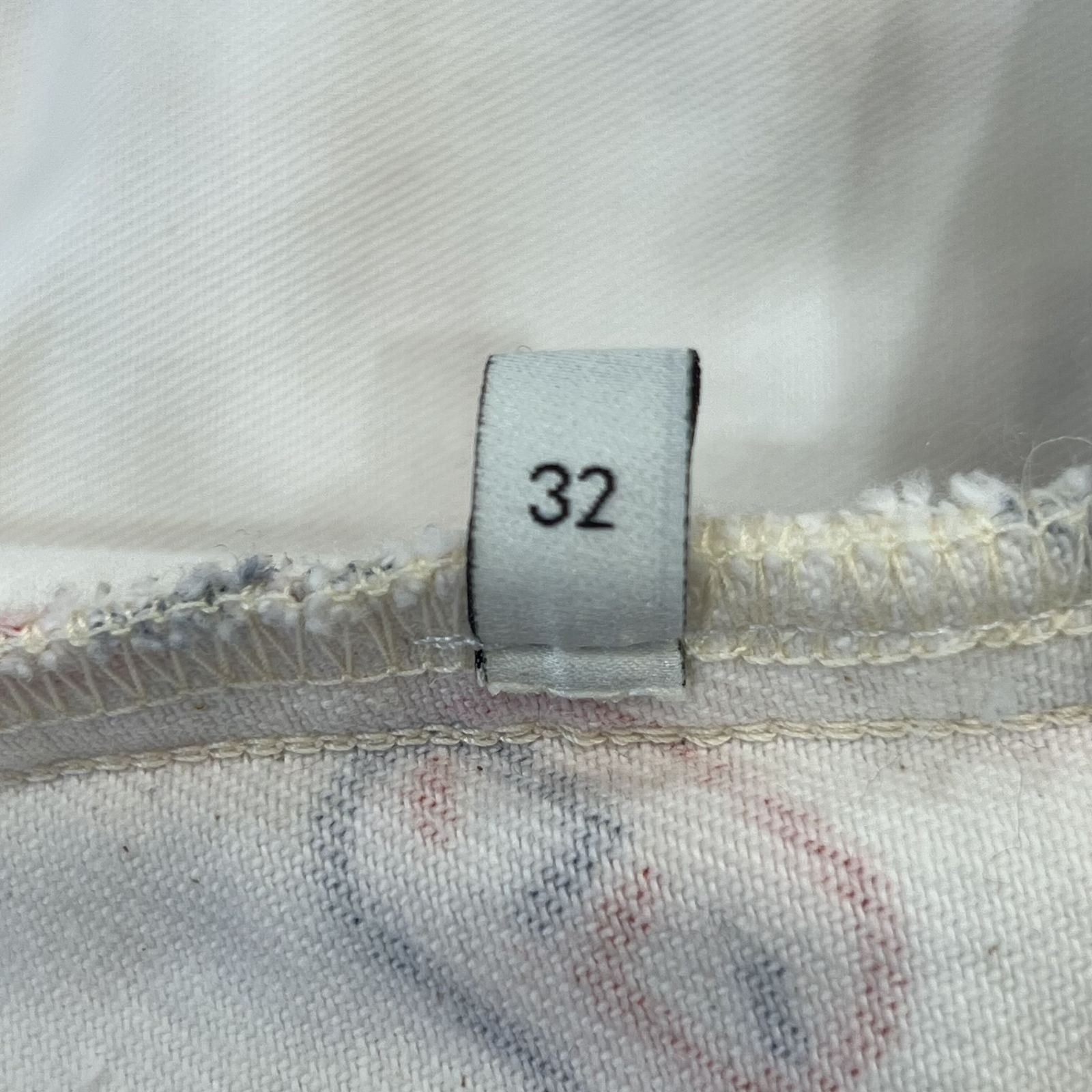Gucci GUCCI Logo Print Shorts Size 32 Size US 32 / EU 48 - 7 Thumbnail