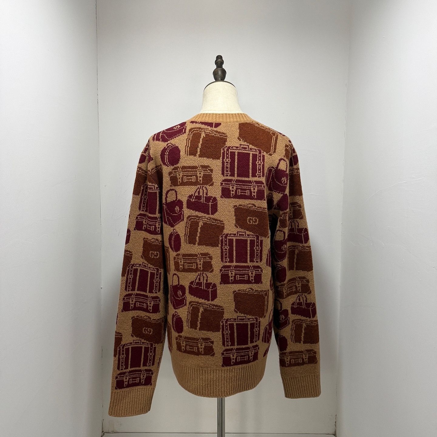Gucci Gucci Pattern Print Wool Sweater Size M Size M / US 6-8 / IT 42-44 - 2 Thumbnail
