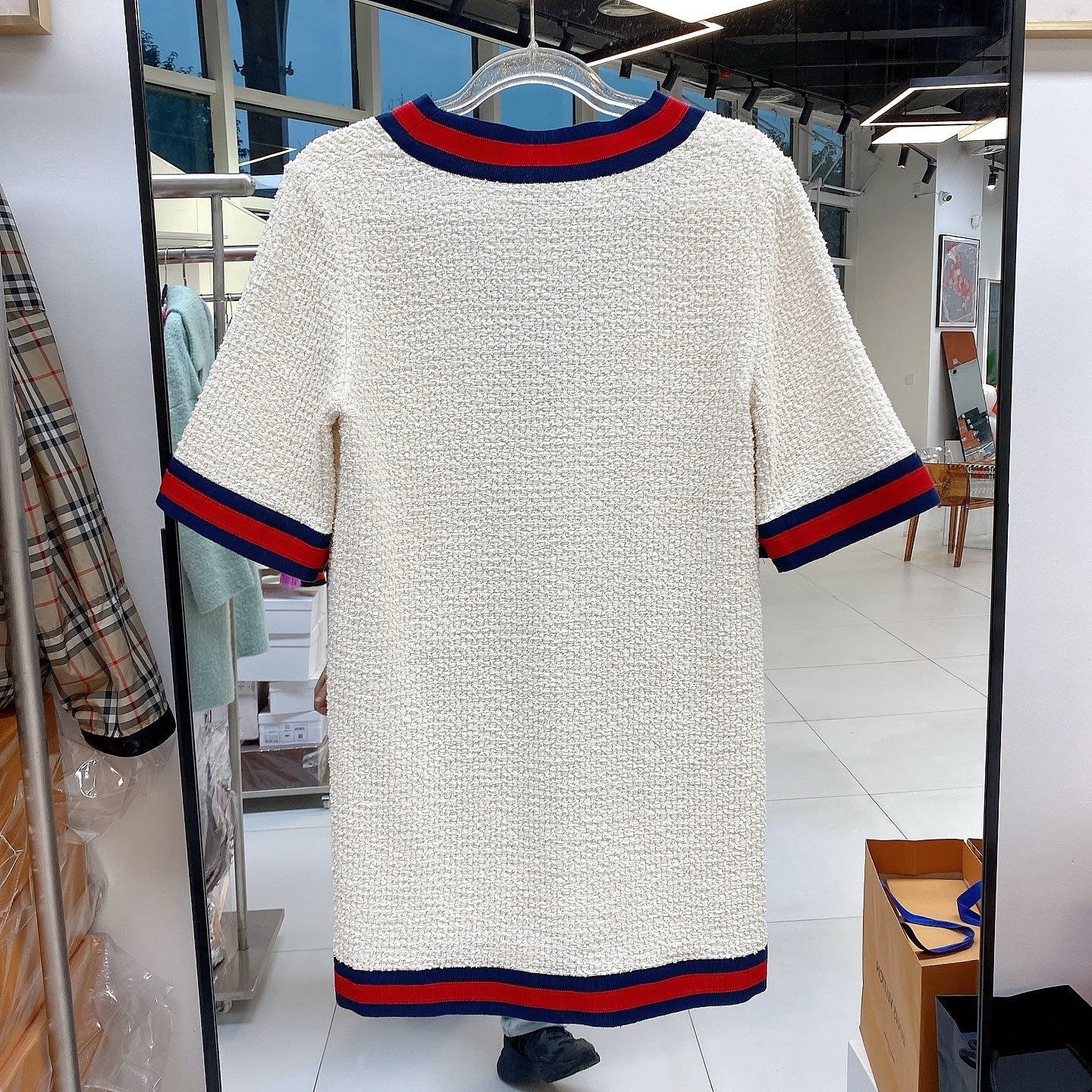 Gucci Gucci V-Neck Stripe Trim Knit Mini Dress Size 42 Size M / US 6-8 / IT 42-44 - 2 Thumbnail