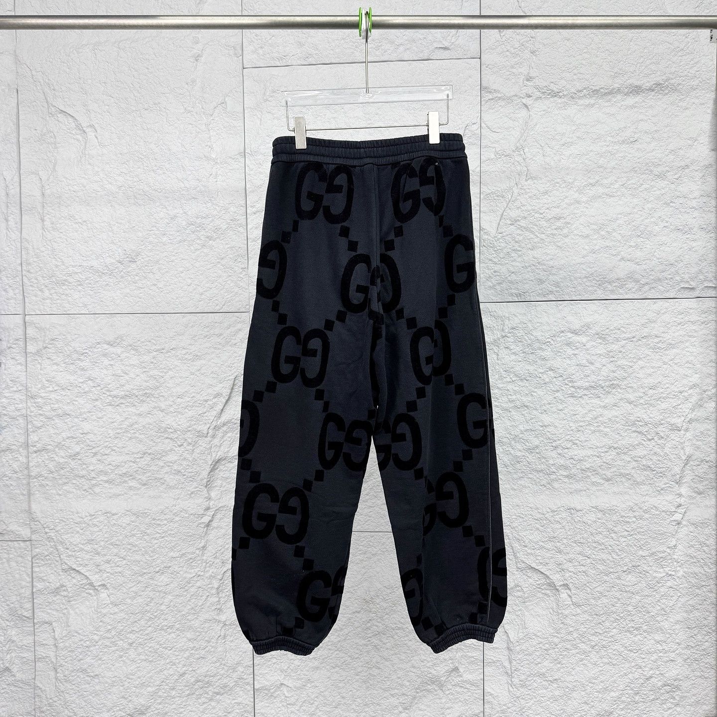 Gucci Gucci GG Monogram Sweatpants Size S Size US 30 / EU 46 - 2 Thumbnail