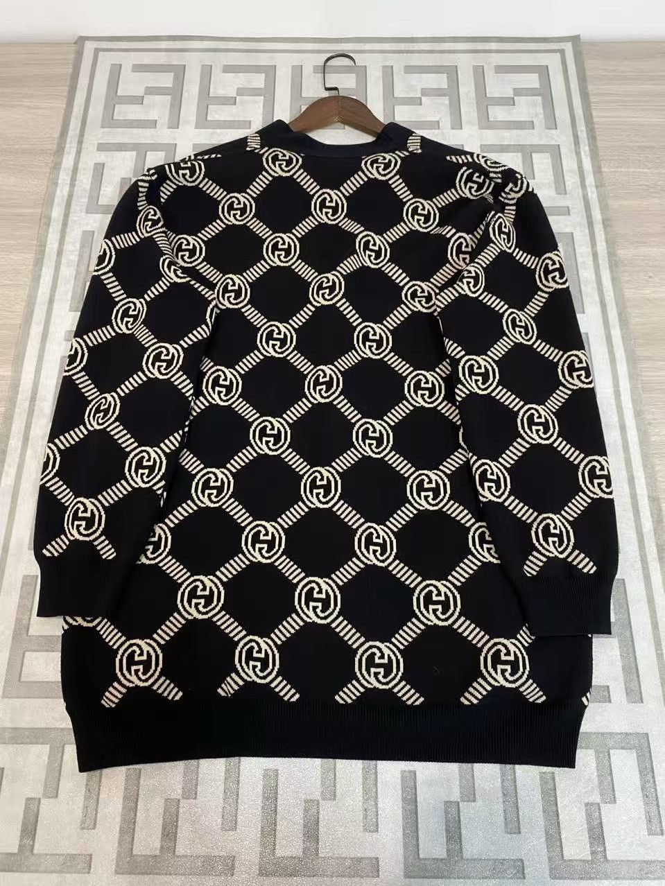 Gucci Gucci GG Monogram V-Neck Cardigan Size XL Size XL / US 12-14 / IT 48-50 - 2 Thumbnail