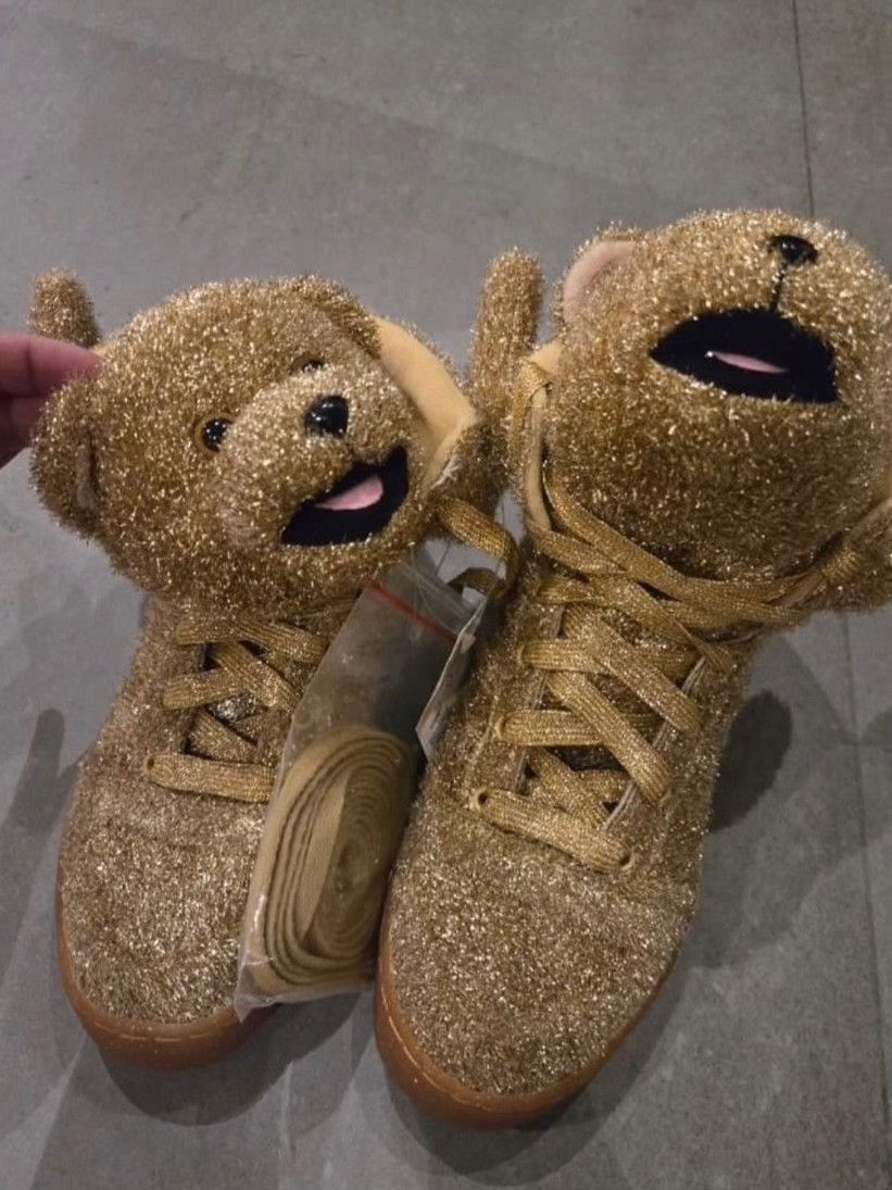 Jeremy Scott adidas x Jeremy Scott Gold Bear Size US 8.5 / EU 41-42 - 4 Thumbnail