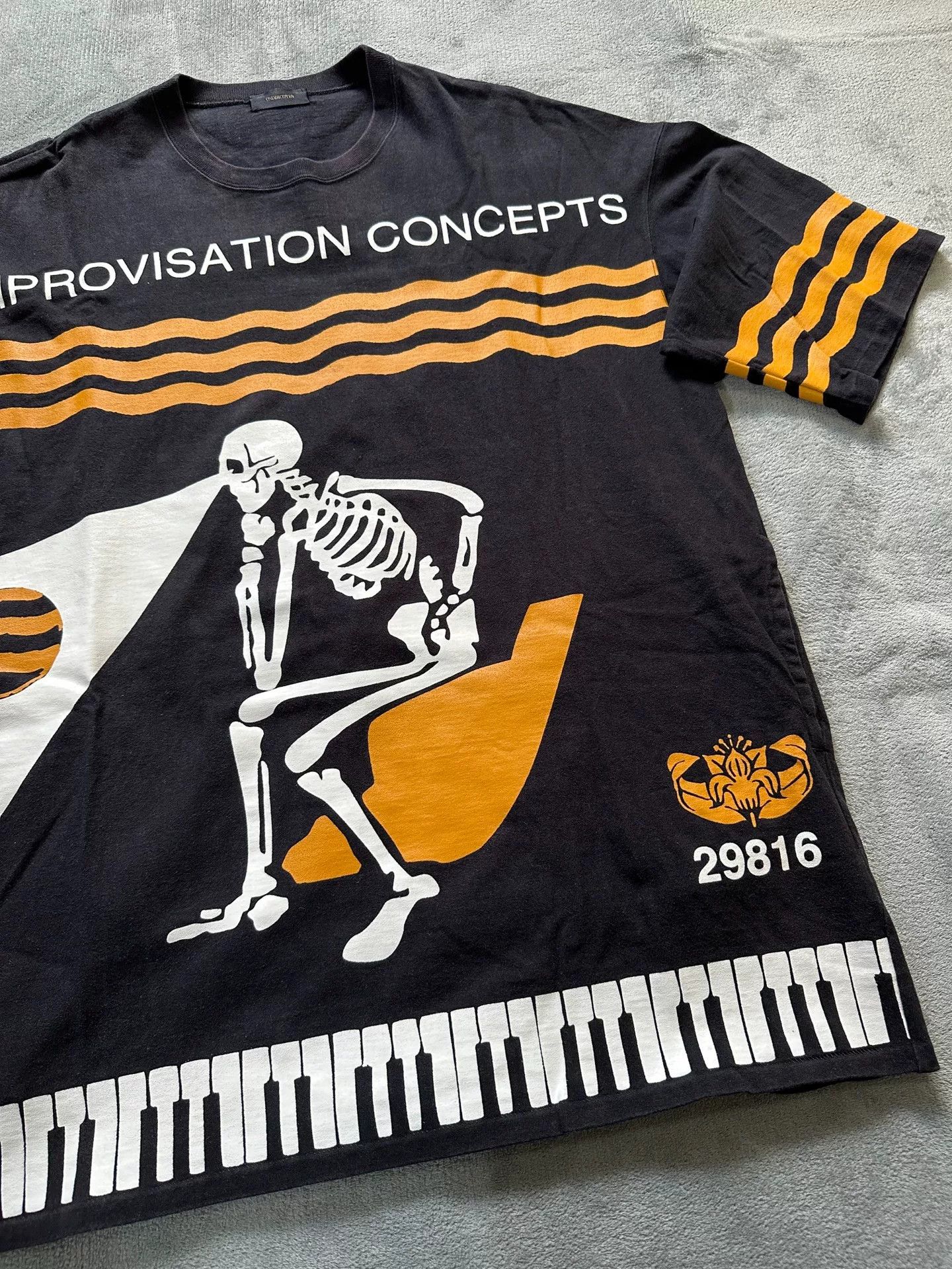 Jun Takahashi Undercover Vintage Archive Oversized T-Shirt Size US L / EU 52-54 / 3 - 3 Thumbnail