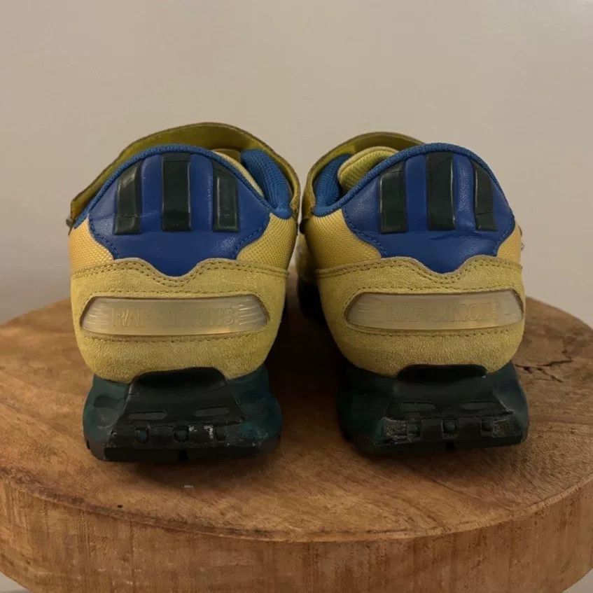 Raf Simons Raf Simons x Adidas Ozweego Size US 8 / EU 41 - 4 Thumbnail