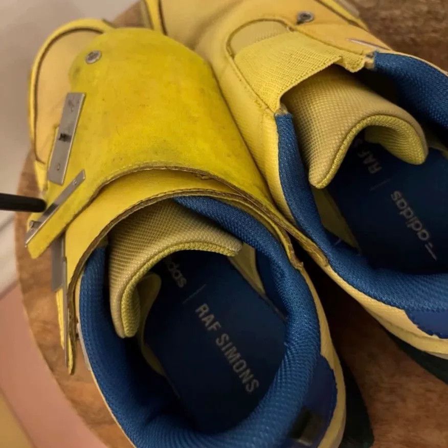 Raf Simons Raf Simons x Adidas Ozweego Size US 8 / EU 41 - 5 Thumbnail