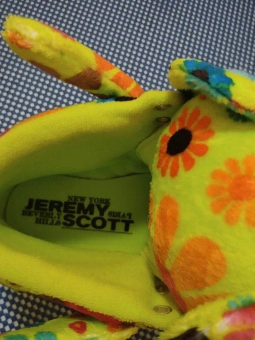 Jeremy Scott adidas x Jeremy Scott Rainbow Panda Size US 9.5 / EU 42-43 - 4 Thumbnail