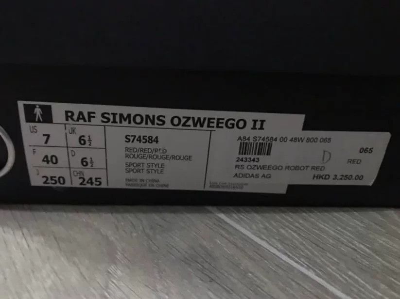 Raf Simons Raf Simons x Adidas Ozweego Size US 7 / EU 40 - 5 Thumbnail
