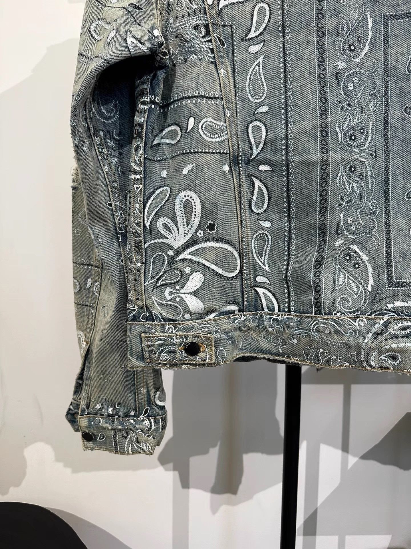 Amiri Blue Denim Jacket with Paisley Embroidery, Size M Size US M / EU 48-50 / 2 - 6 Thumbnail