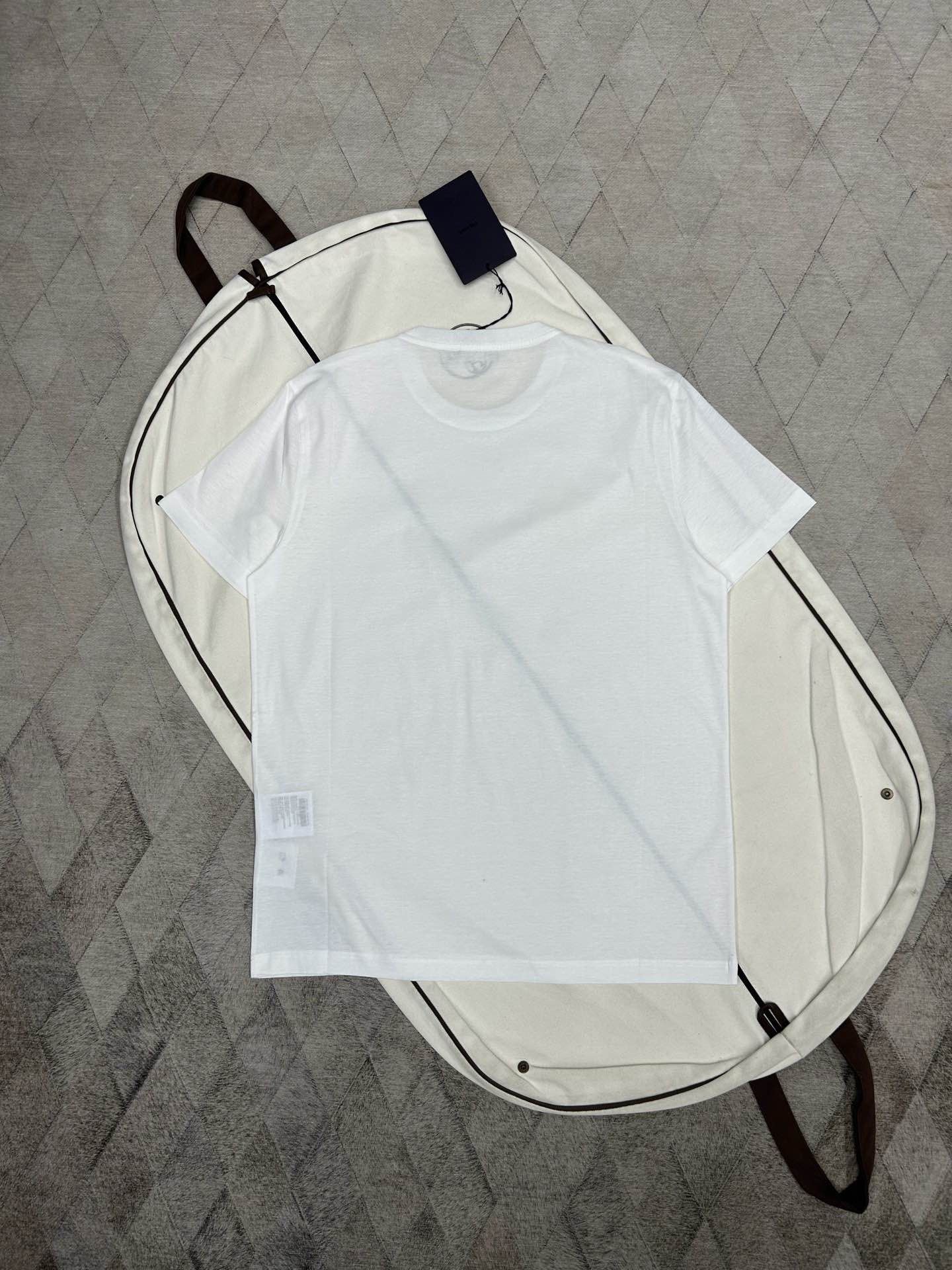 Prada White Short-Sleeve Crewneck T-Shirt Size US XXL / EU 58 / 5 - 2 Thumbnail