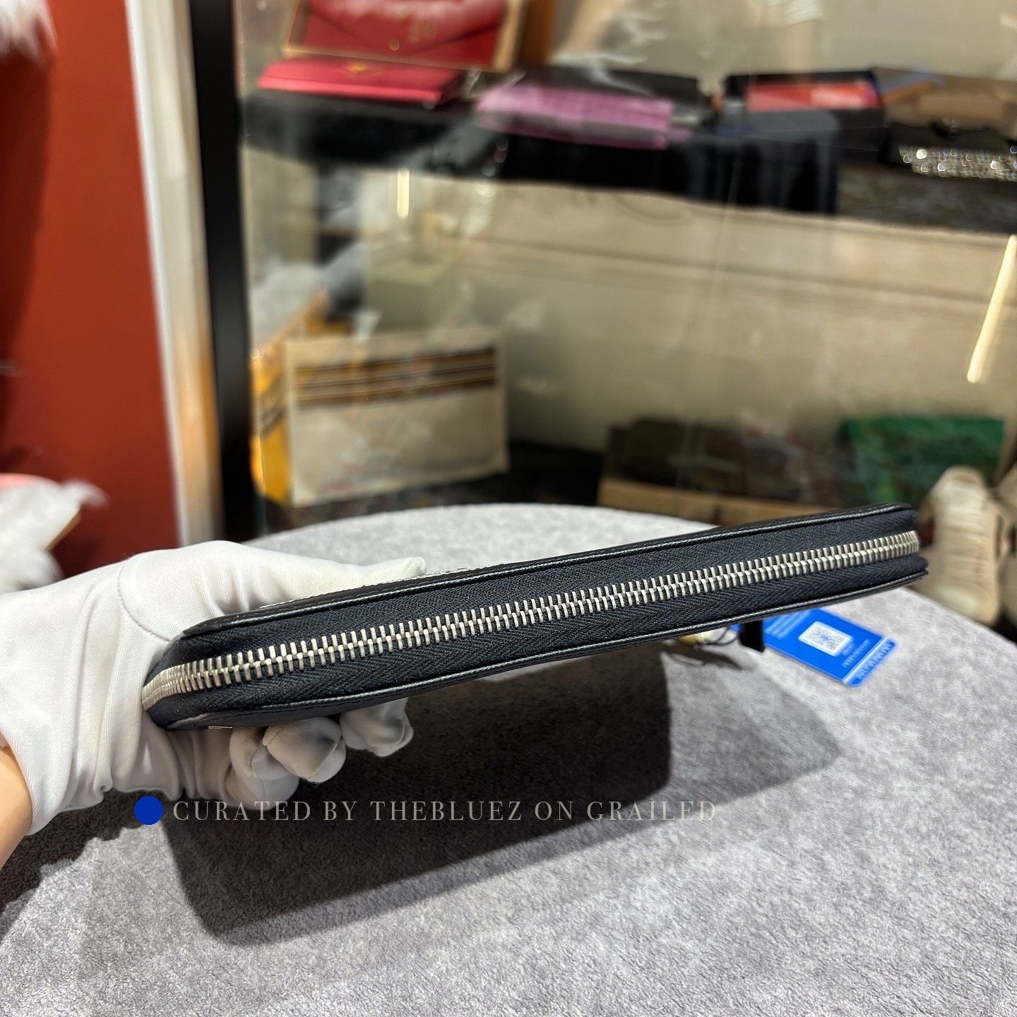 Prada Black Zip-Around Wallet with Rocket Emblem Size ONE SIZE - 8 Thumbnail
