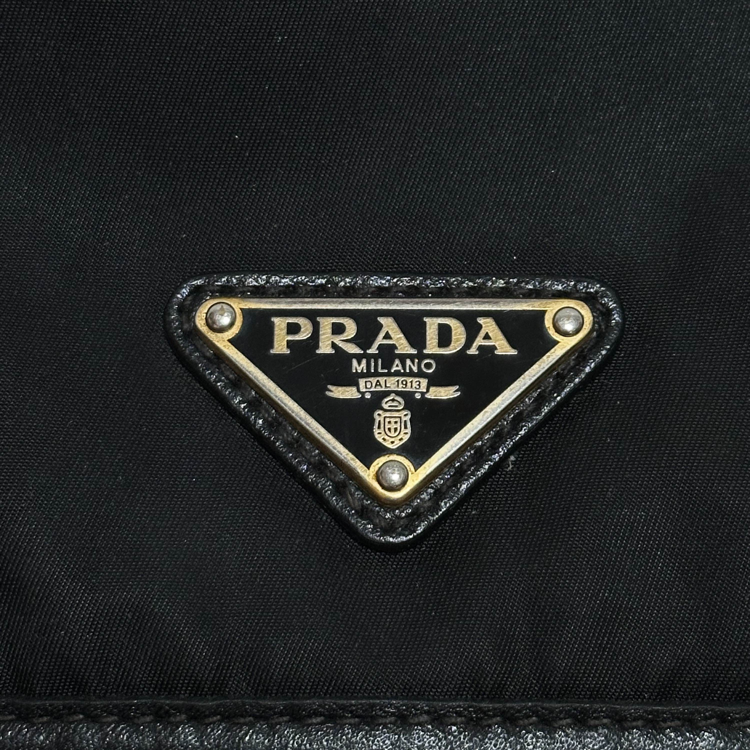 Prada Black Crossbody Bag with Buckle Closure Size ONE SIZE - 14 Thumbnail