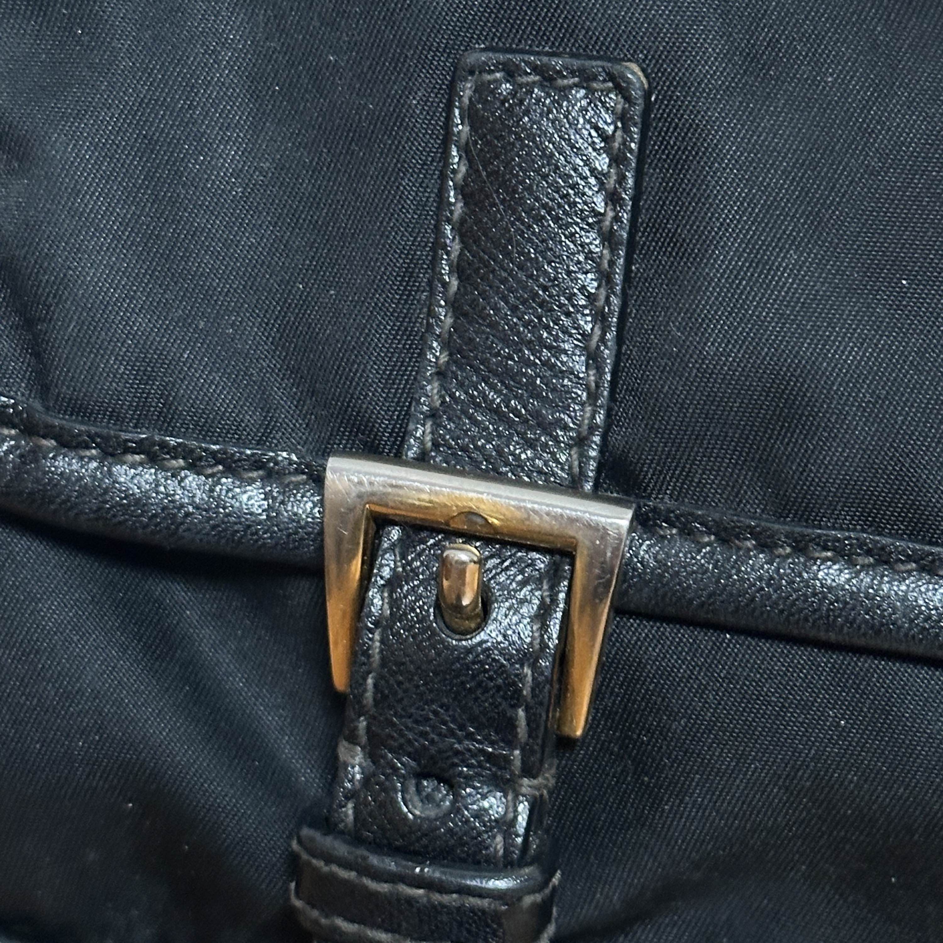 Prada Black Crossbody Bag with Buckle Closure Size ONE SIZE - 8 Thumbnail
