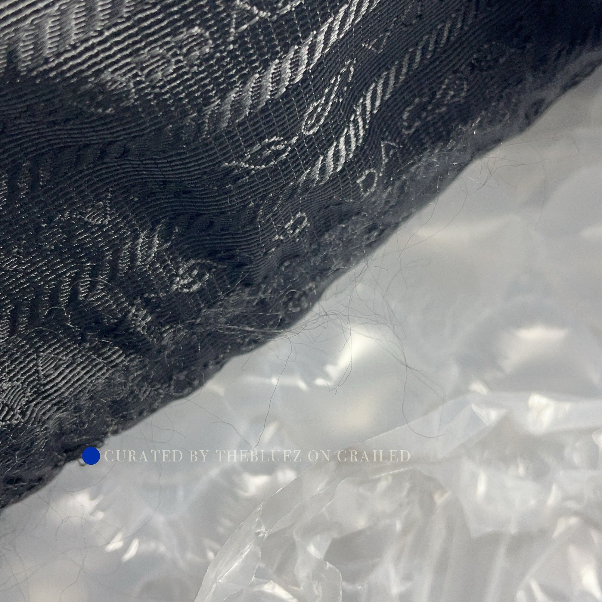 Prada Black Nylon Travel Duffel Bag Size ONE SIZE - 12 Thumbnail