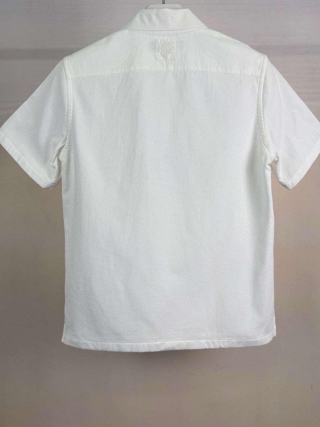 Louis Vuitton White Short-Sleeve Polo with Sequined LV Design Size US XL / EU 56 / 4 - 2 Thumbnail