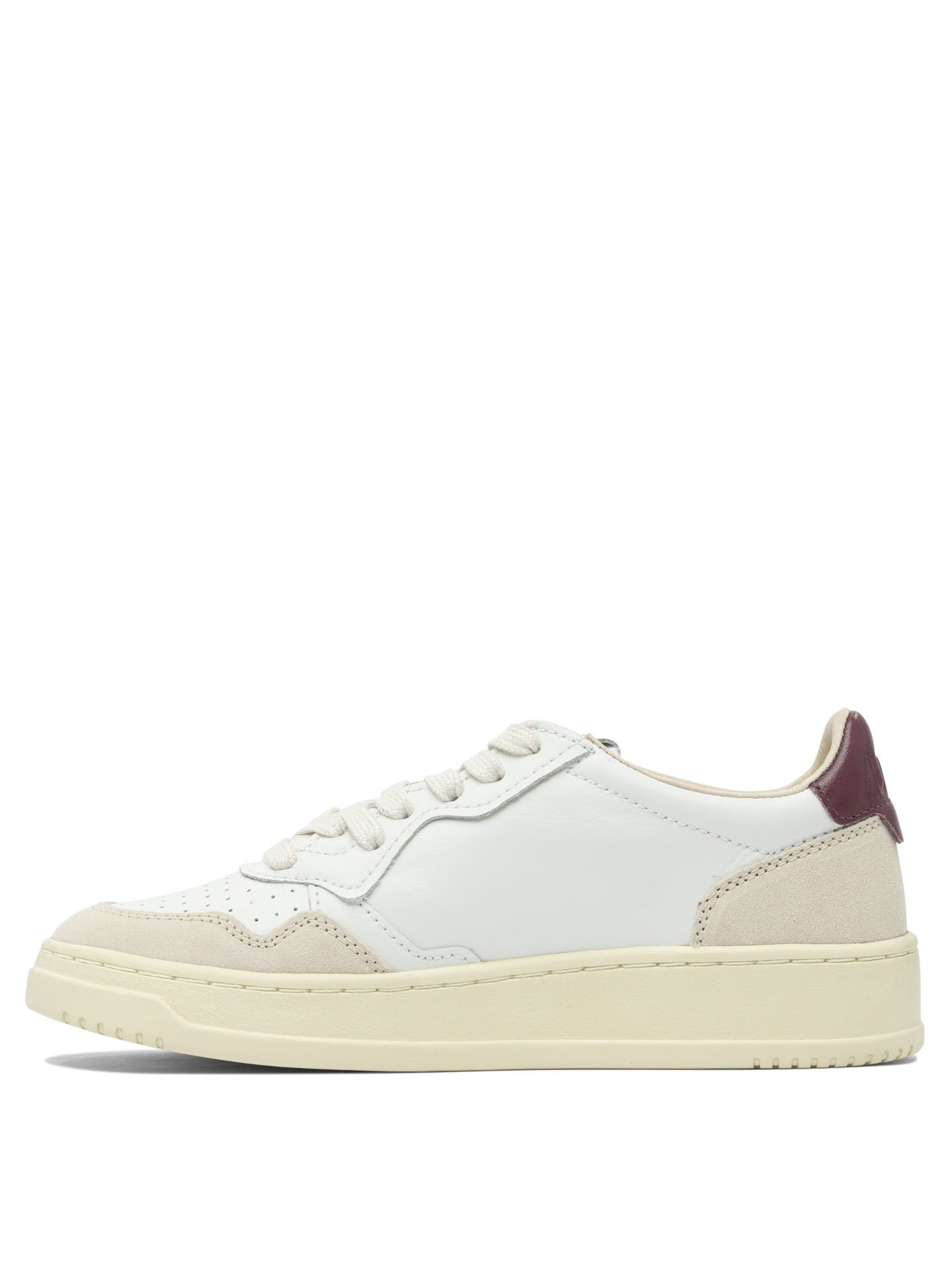 AUTRY Autry Medalist Low Sneakers IT 39 Women - USA Duties Paid Size US 9 / IT 39 - 3 Thumbnail