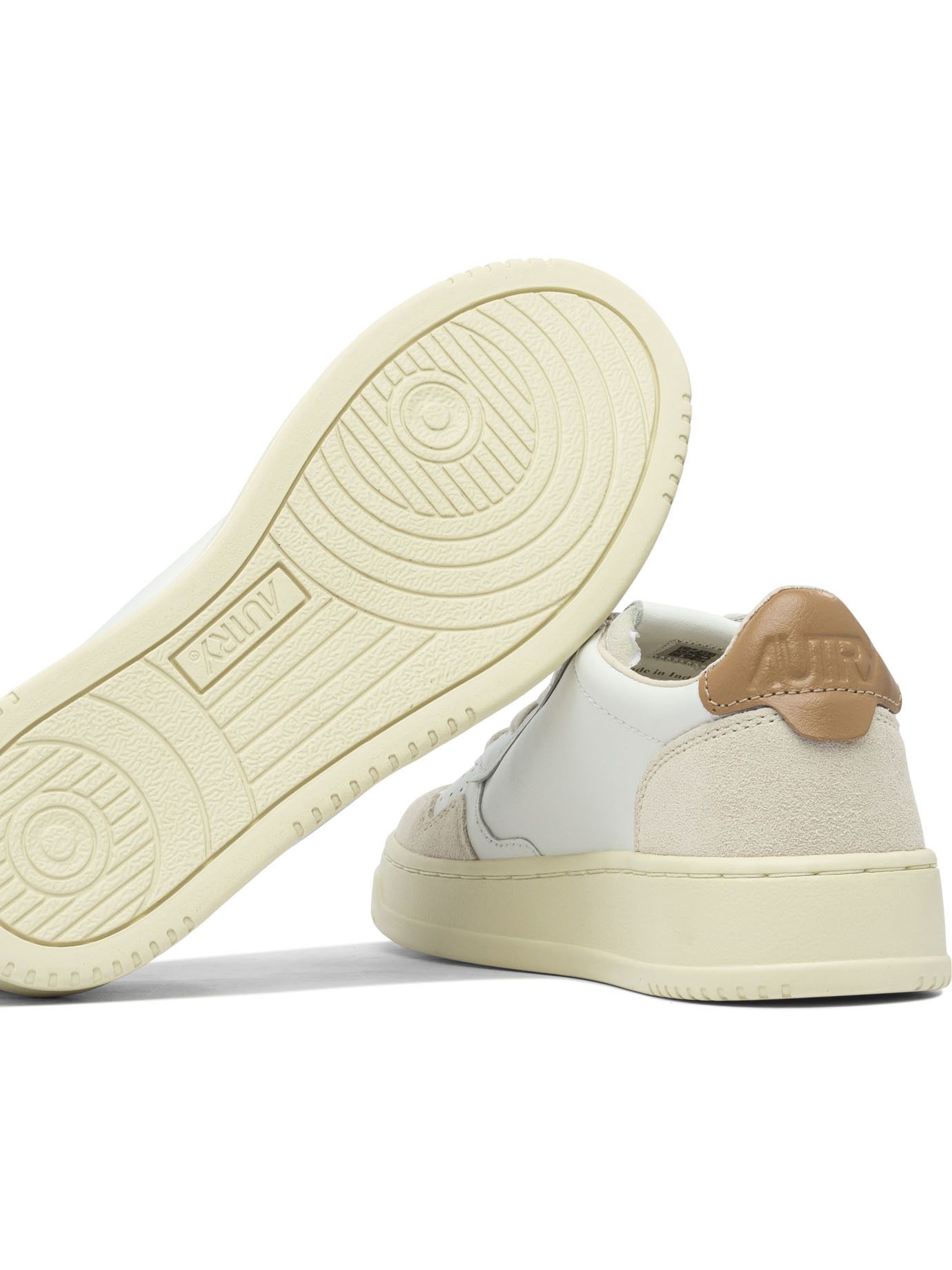 AUTRY Autry Medalist Low Sneakers IT 37 Women - USA Duties Paid Size US 7 / IT 37 - 5 Thumbnail