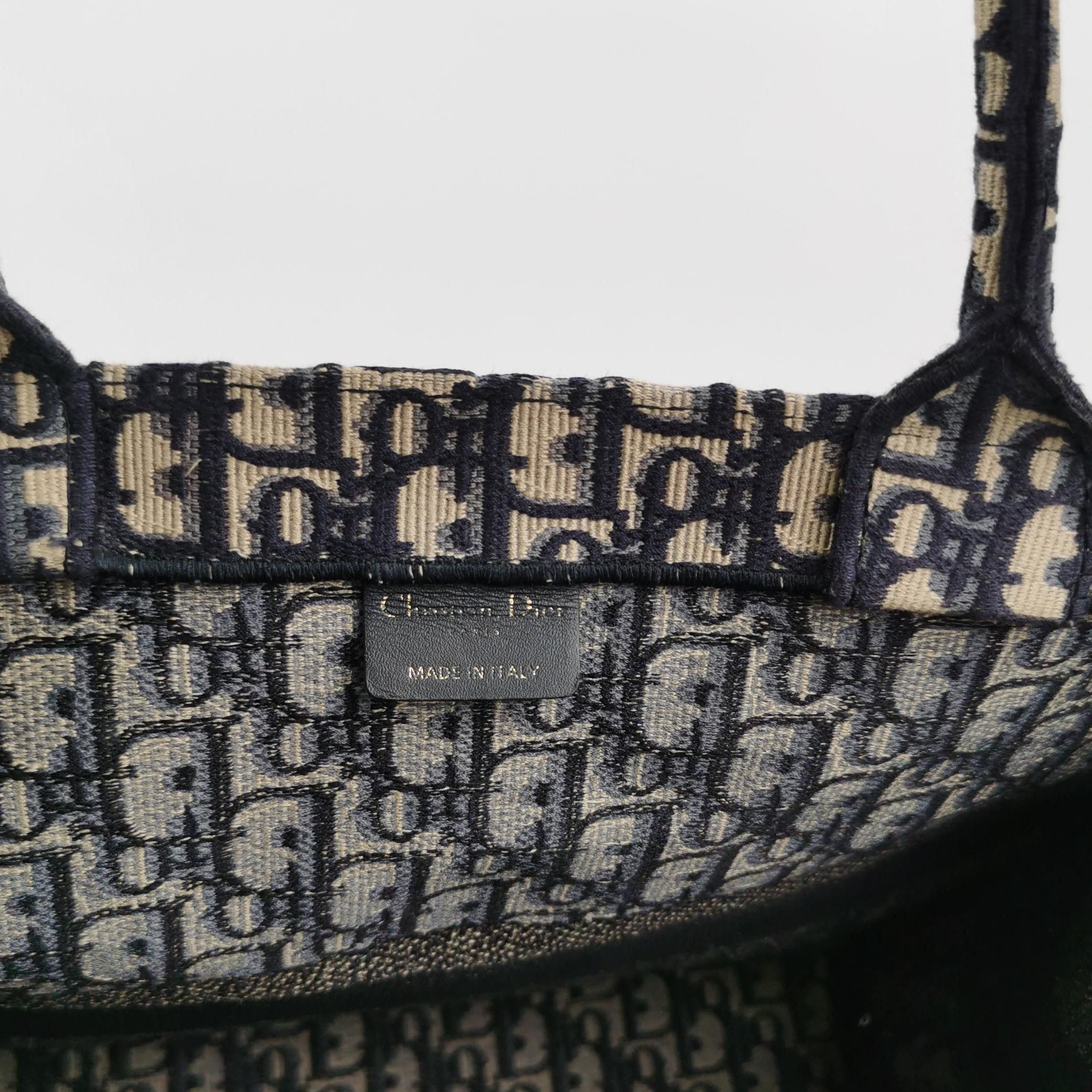 Dior Dior Women os Tote Bags Size ONE SIZE - 8 Thumbnail