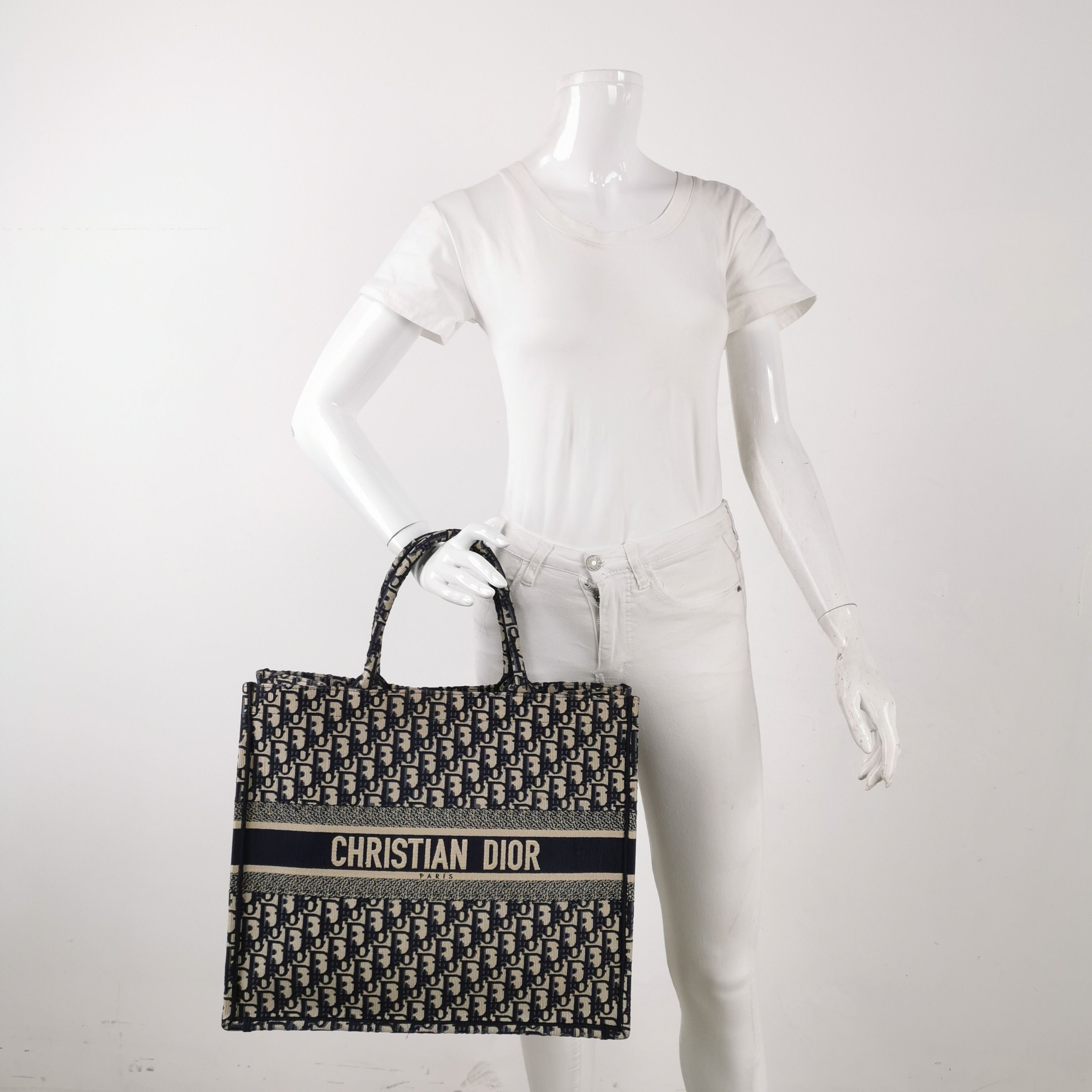 Dior Dior Women os Tote Bags Size ONE SIZE - 2 Thumbnail