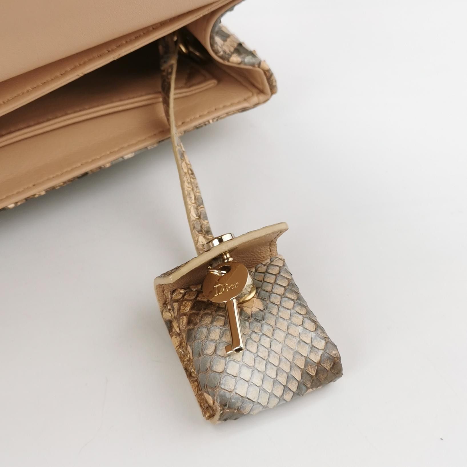 Dior Dior Women os Shoulder Bags Size ONE SIZE - 9 Thumbnail