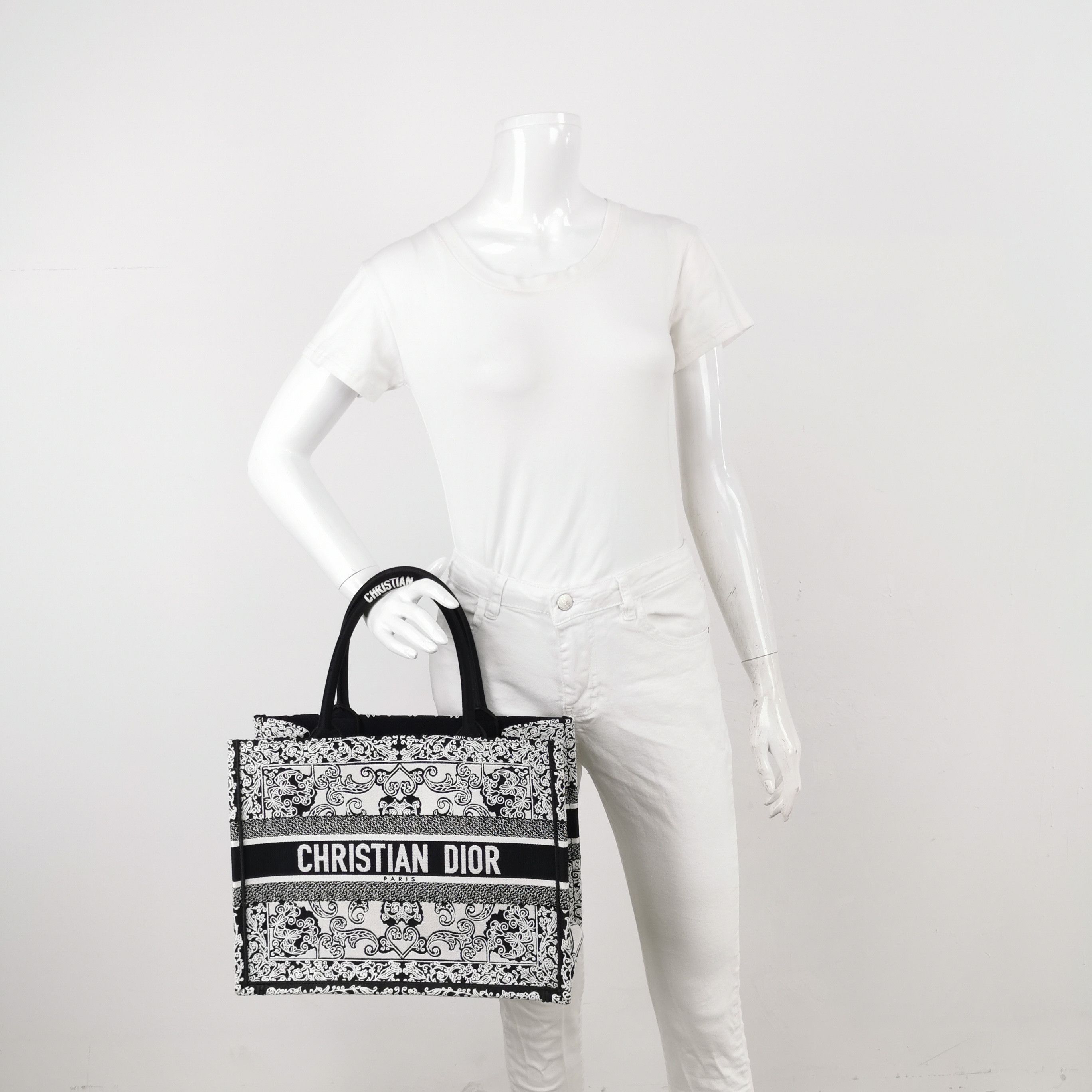 Dior Dior Women os Tote Bags Size ONE SIZE - 2 Thumbnail