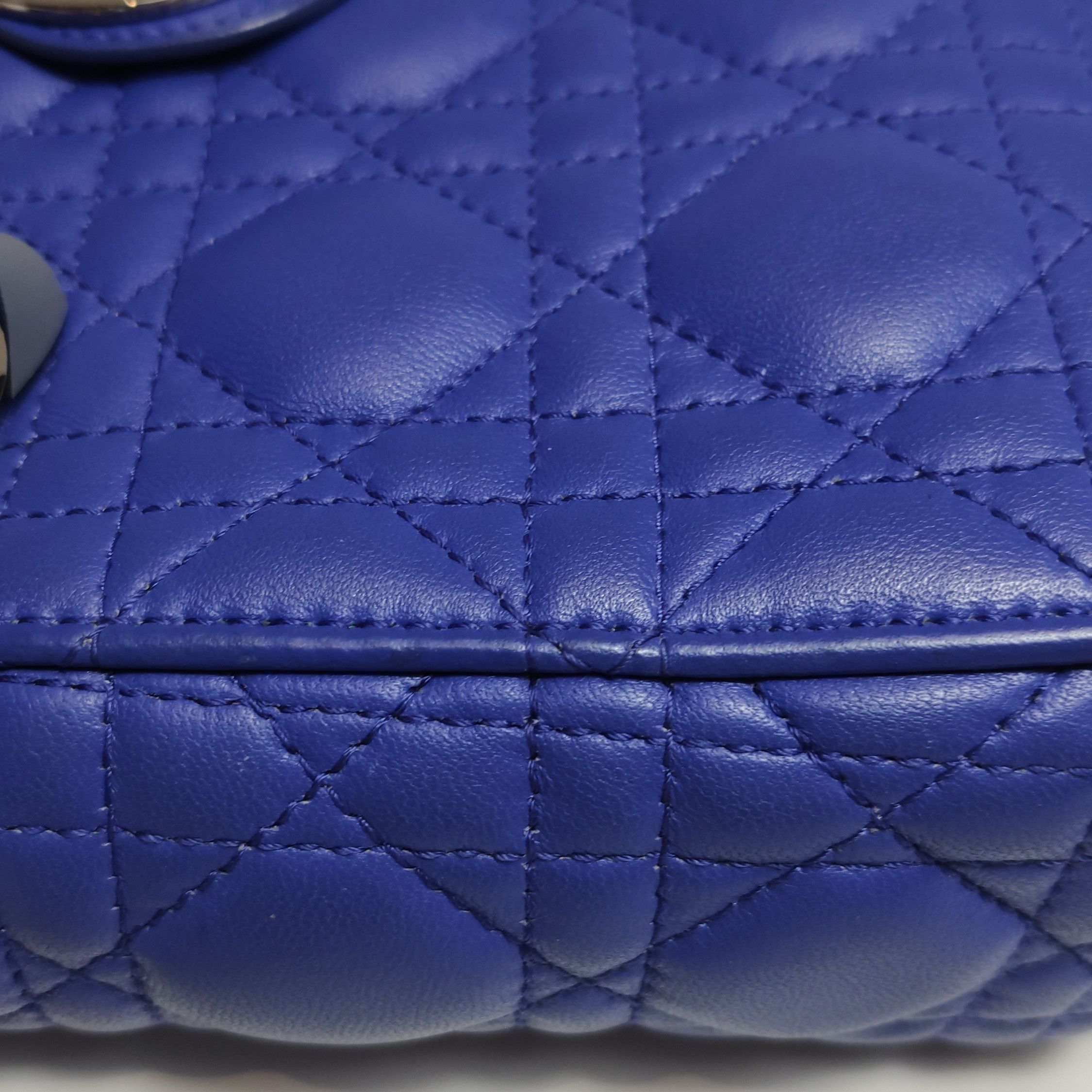 Dior Dior Women os Tote Bags Size ONE SIZE - 22 Thumbnail