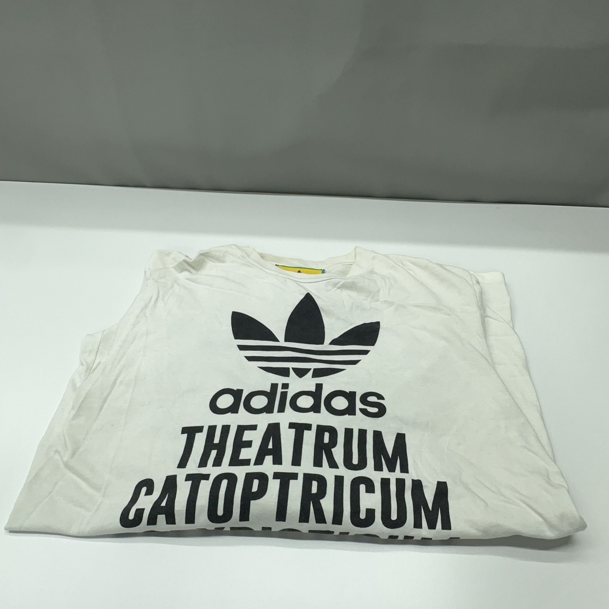 Gucci Gucci x Adidas Logo Long Sleeve T-Shirt Size XXS Size XXS / US 00 / IT 34 - 11 Thumbnail