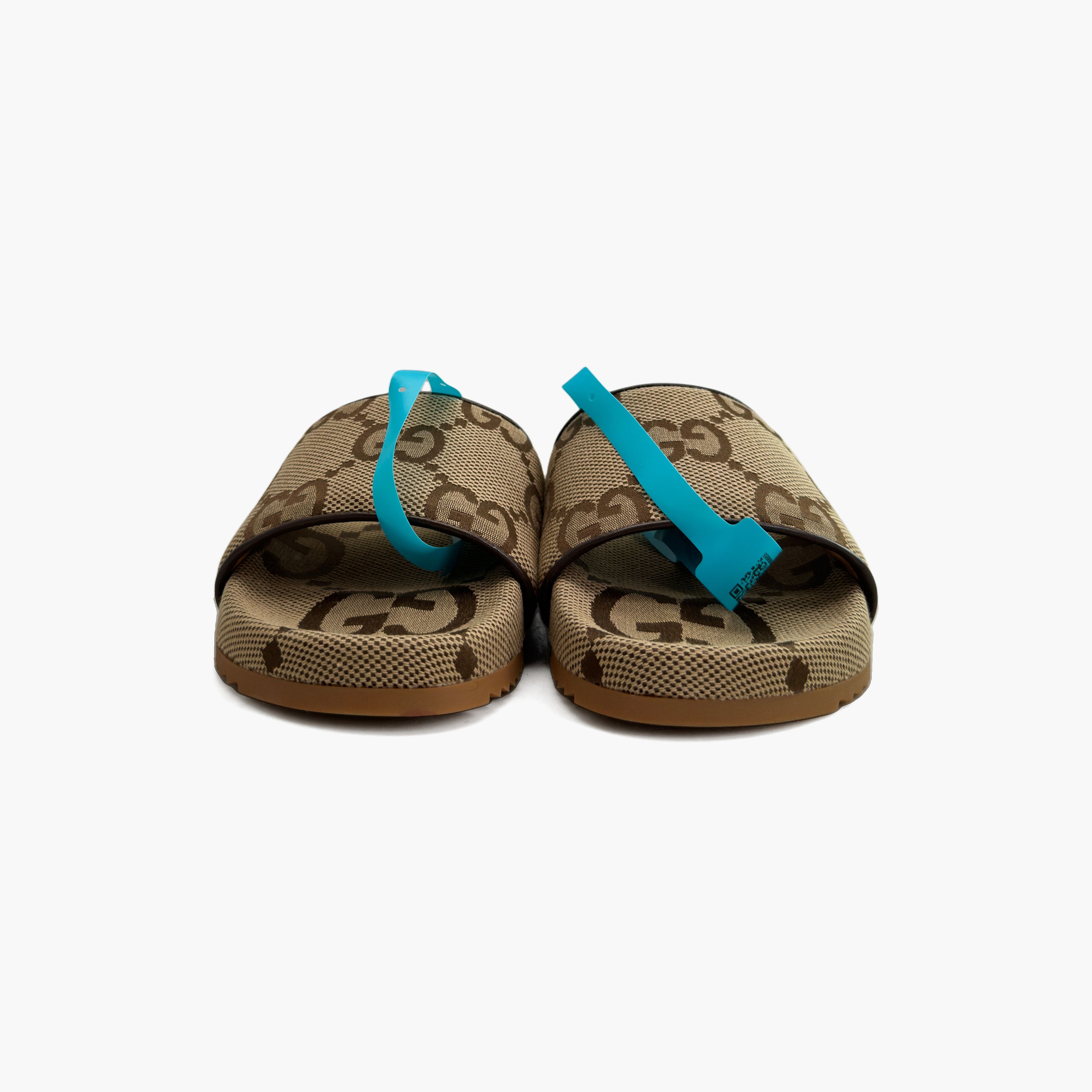 Gucci Gucci GG Monogram Canvas Slides Size 7 Size US 7 / EU 40 - 5 Thumbnail