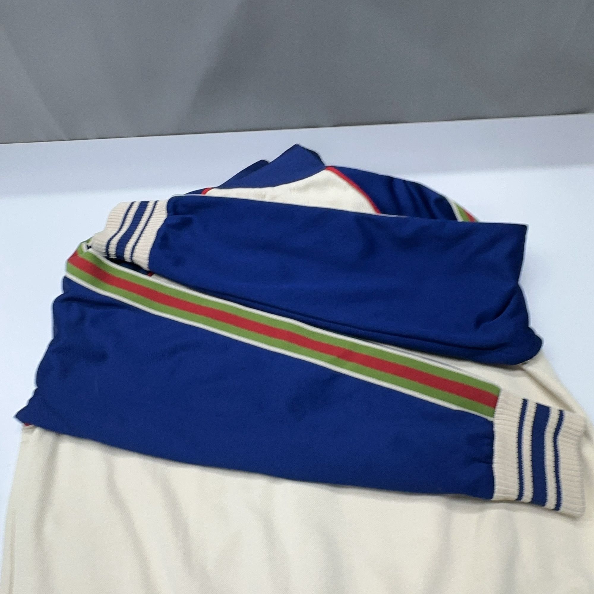 Gucci Gucci Logo Patch Track Jacket Size S Size US S / EU 44-46 / 1 - 12 Thumbnail