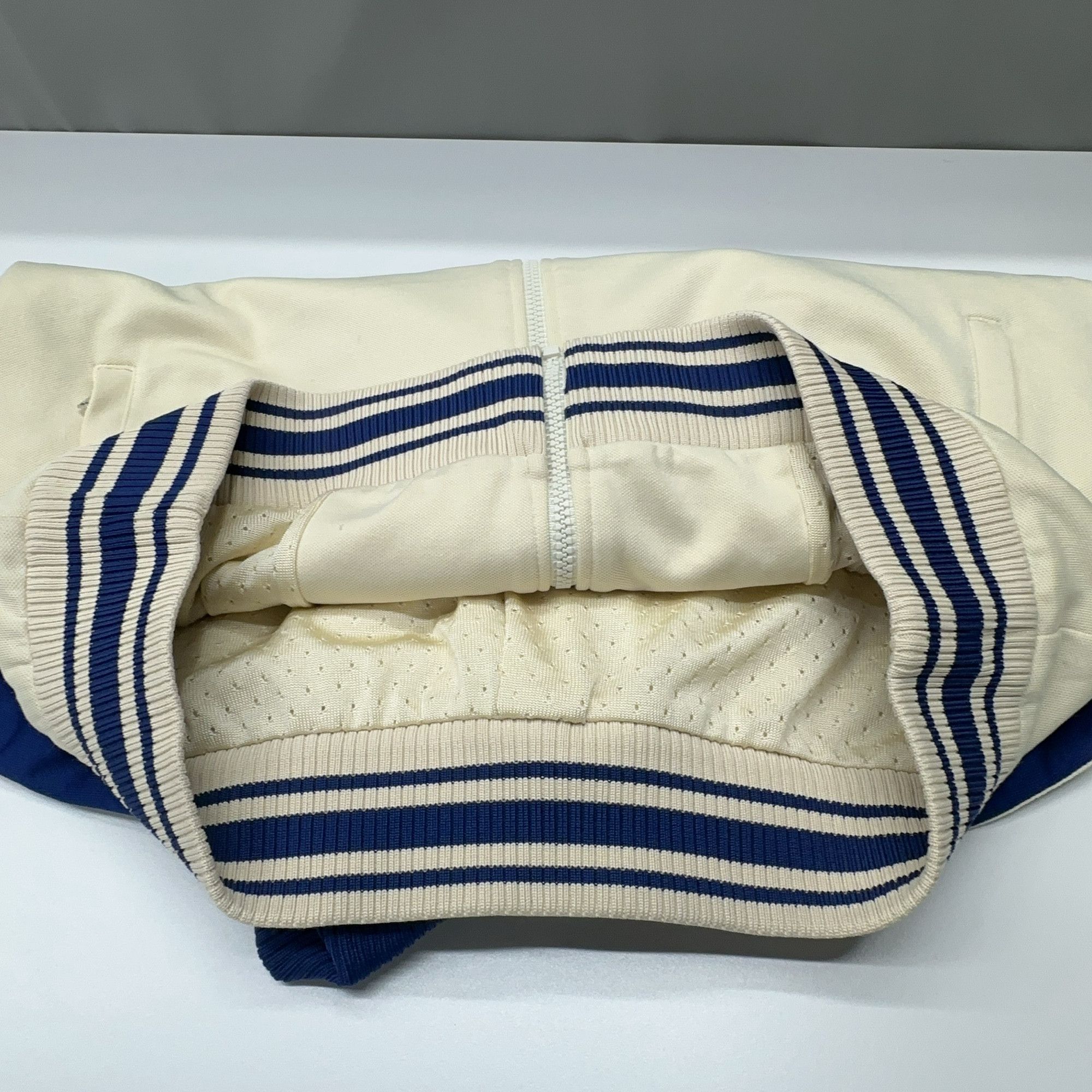 Gucci Gucci Logo Patch Track Jacket Size S Size US S / EU 44-46 / 1 - 11 Thumbnail