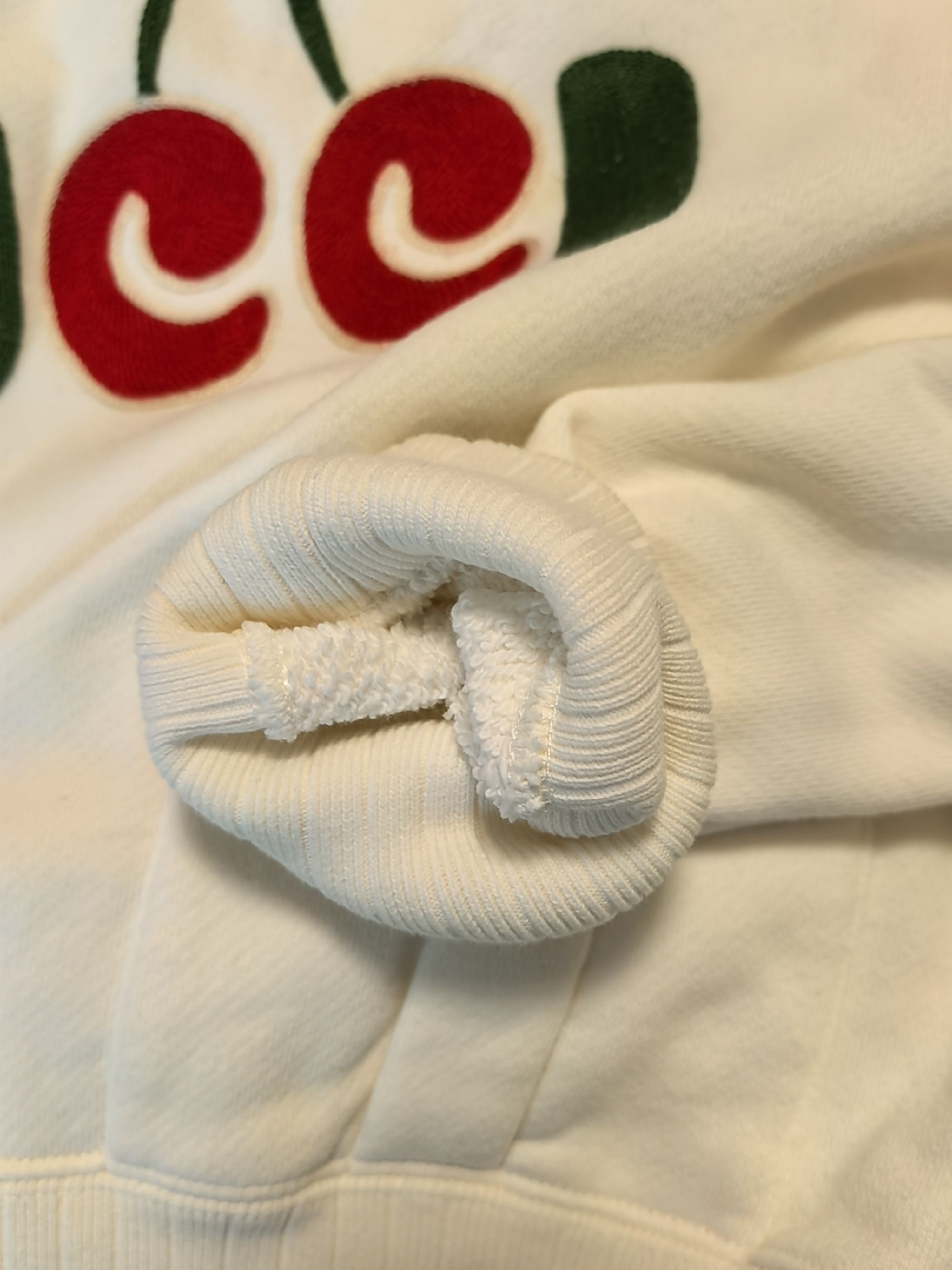 Gucci Gucci Embroidered Cherry Logo Sweatshirt Size L Size L / US 10 / IT 46 - 5 Thumbnail