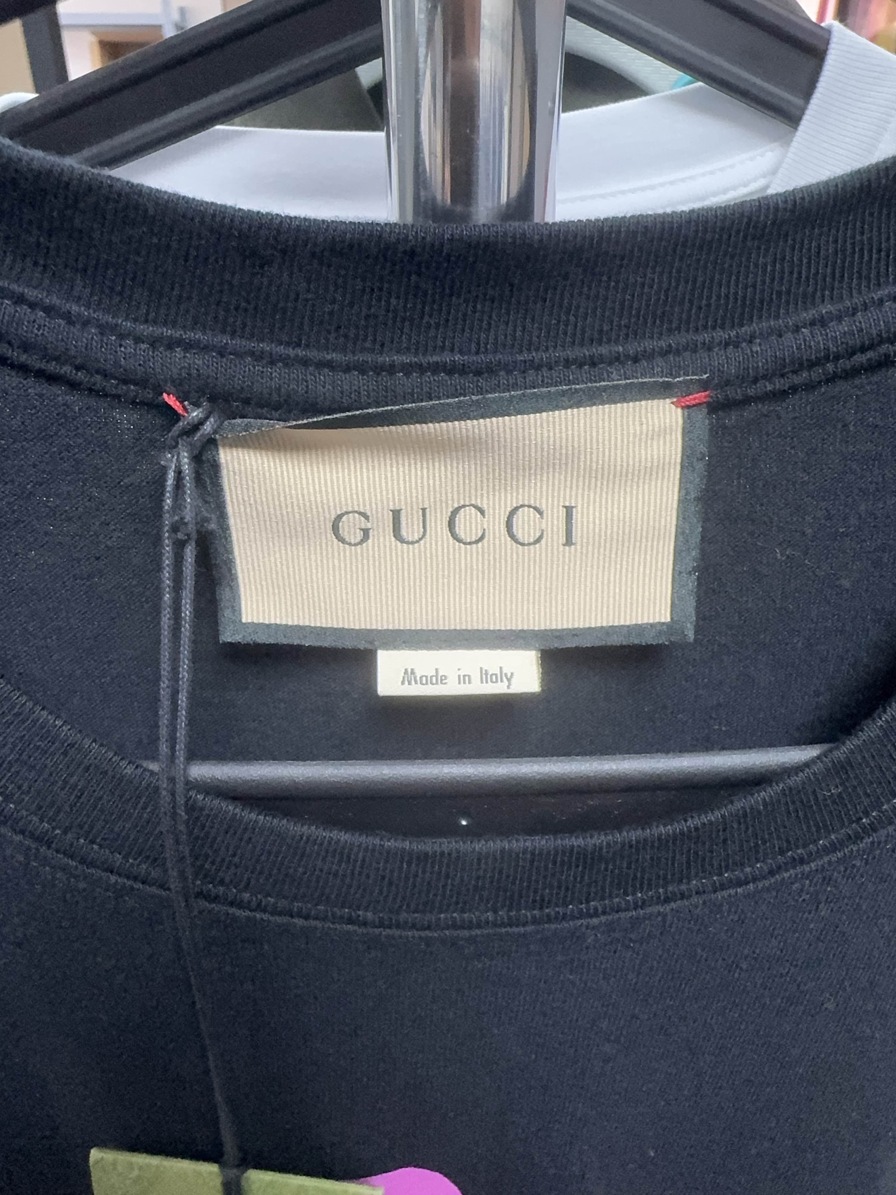 Gucci Gucci Rainbow Logo Graphic T-Shirt Black Size L Size US L / EU 52-54 / 3 - 3 Thumbnail
