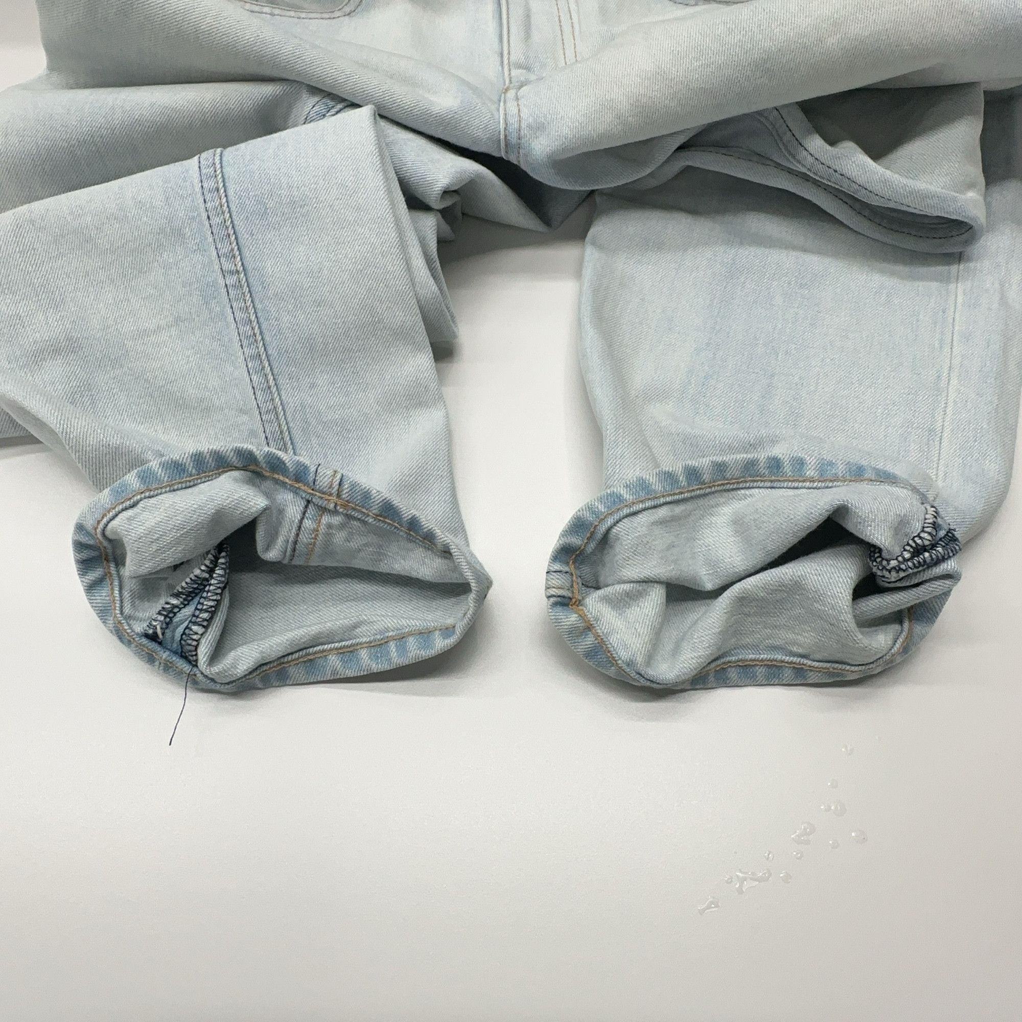 Celine Celine Light Wash Straight Leg Jeans Size 25 Size 25" / US 0 / IT 36 - 8 Thumbnail