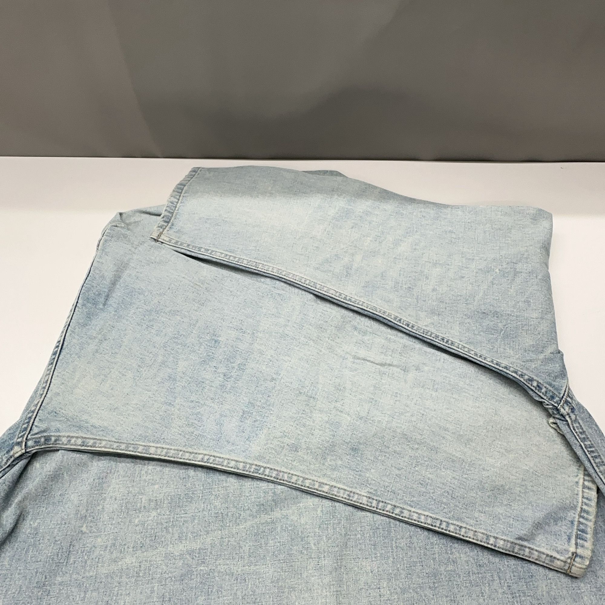 Celine Celine Washed Denim Pullover Jacket Size M Size M / US 6-8 / IT 42-44 - 13 Thumbnail
