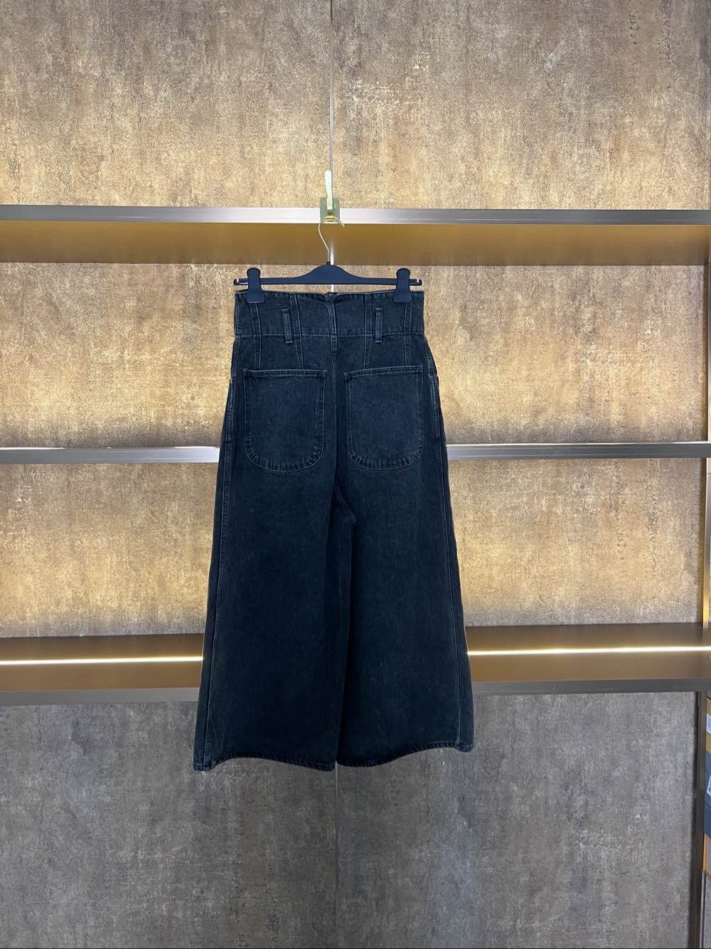 Celine Celine High Waisted Wide Leg Washed Jeans Size 28 Size 28" / US 6 / IT 42 - 2 Thumbnail
