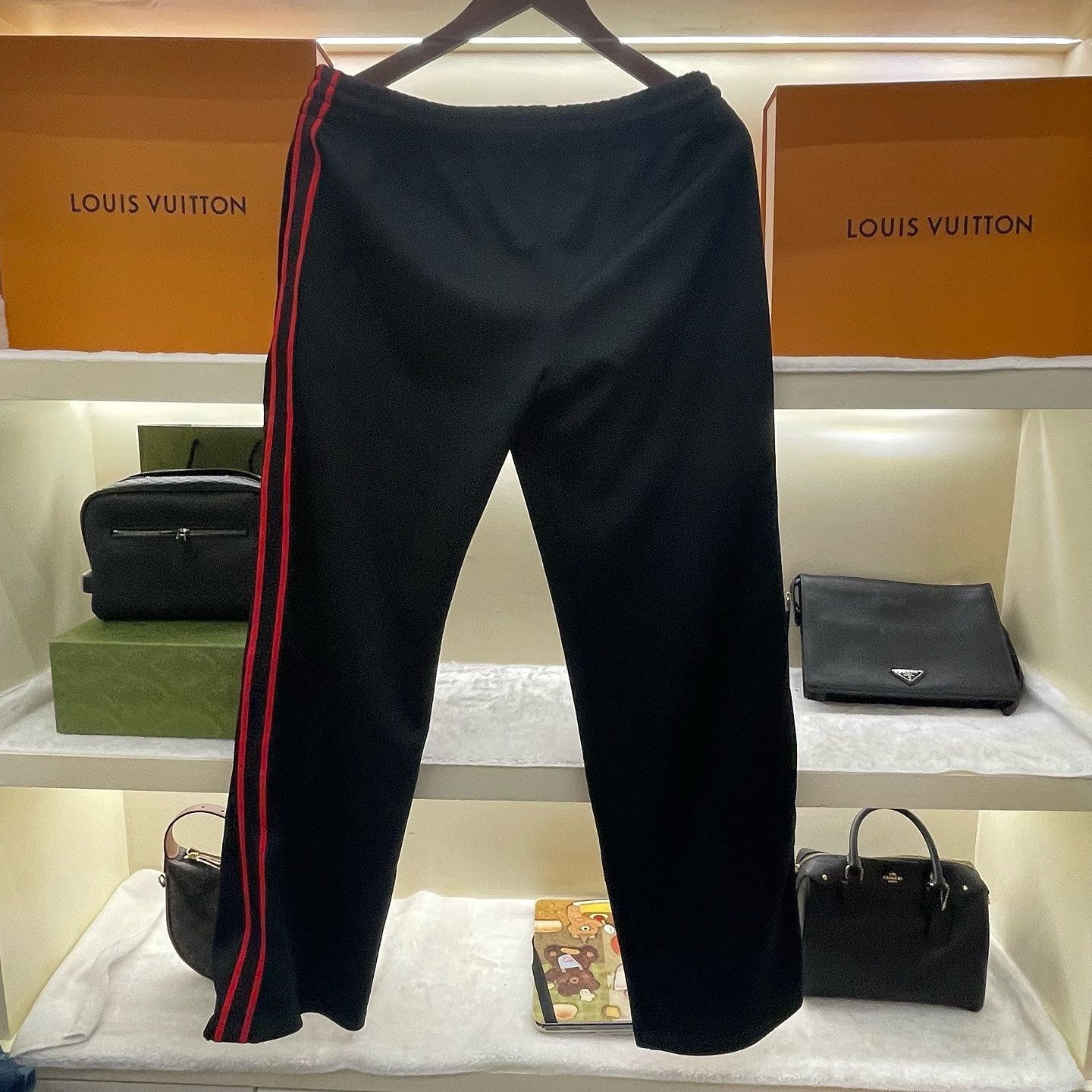 Celine CELINE Embroidered Logo Sweatpants XL Size 30" / US 8 / IT 44 - 2 Thumbnail