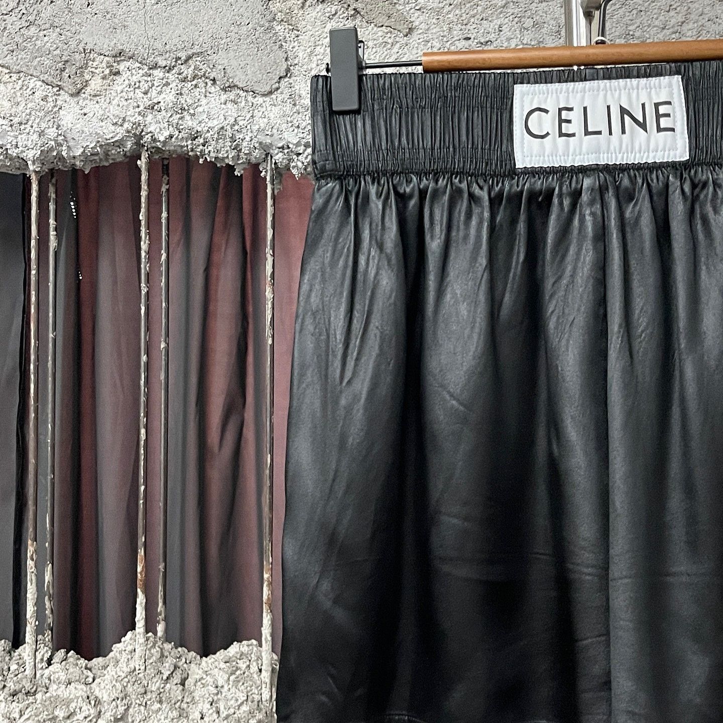 Celine CELINE Logo Patch Satin Shorts Size 36 Size 26" / US 2 / IT 38 - 5 Thumbnail