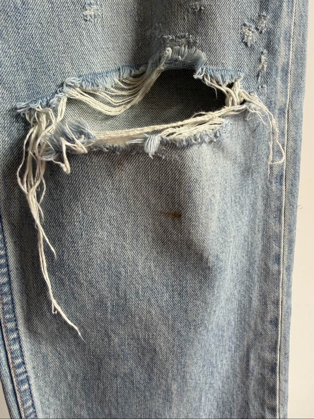 Celine Celine Distressed Washed Jeans Size 28 Size 28" / US 6 / IT 42 - 5 Thumbnail