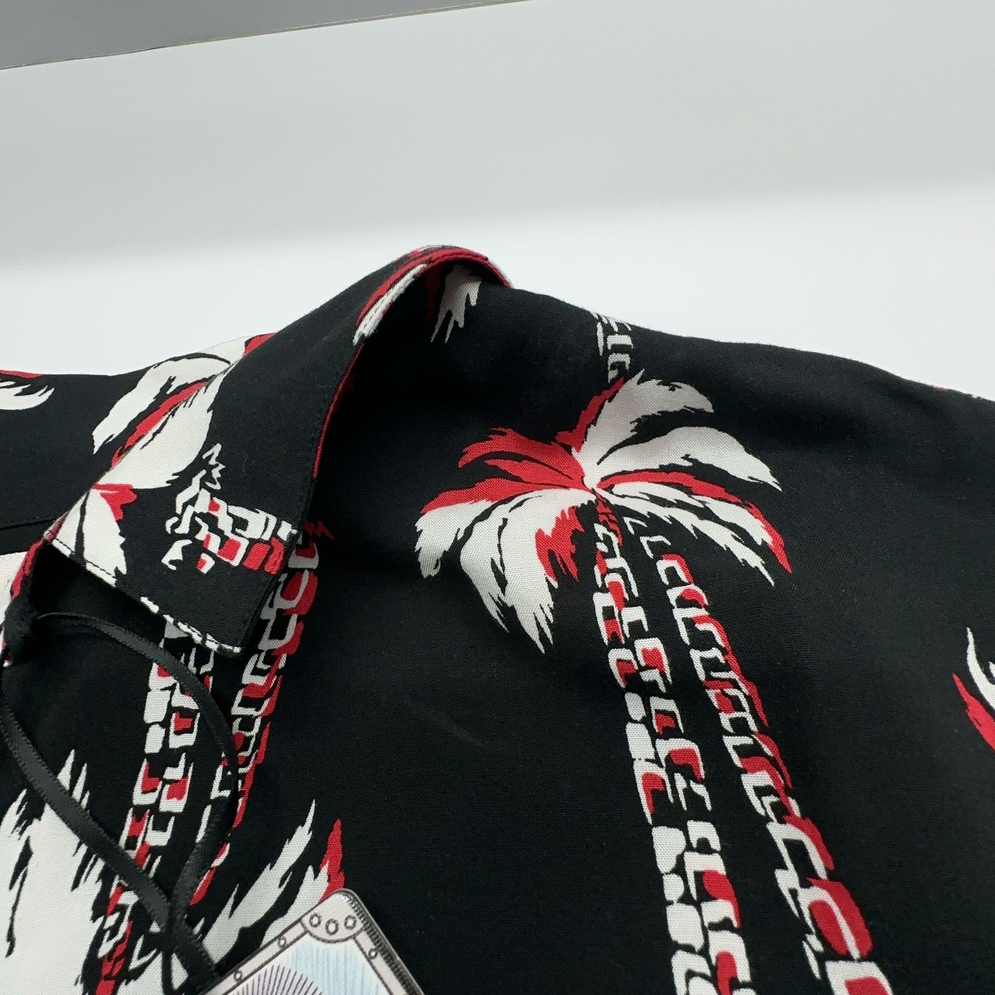 Celine Celine Palm Tree Print Button Up Shirt Size L Size US L / EU 52-54 / 3 - 6 Thumbnail