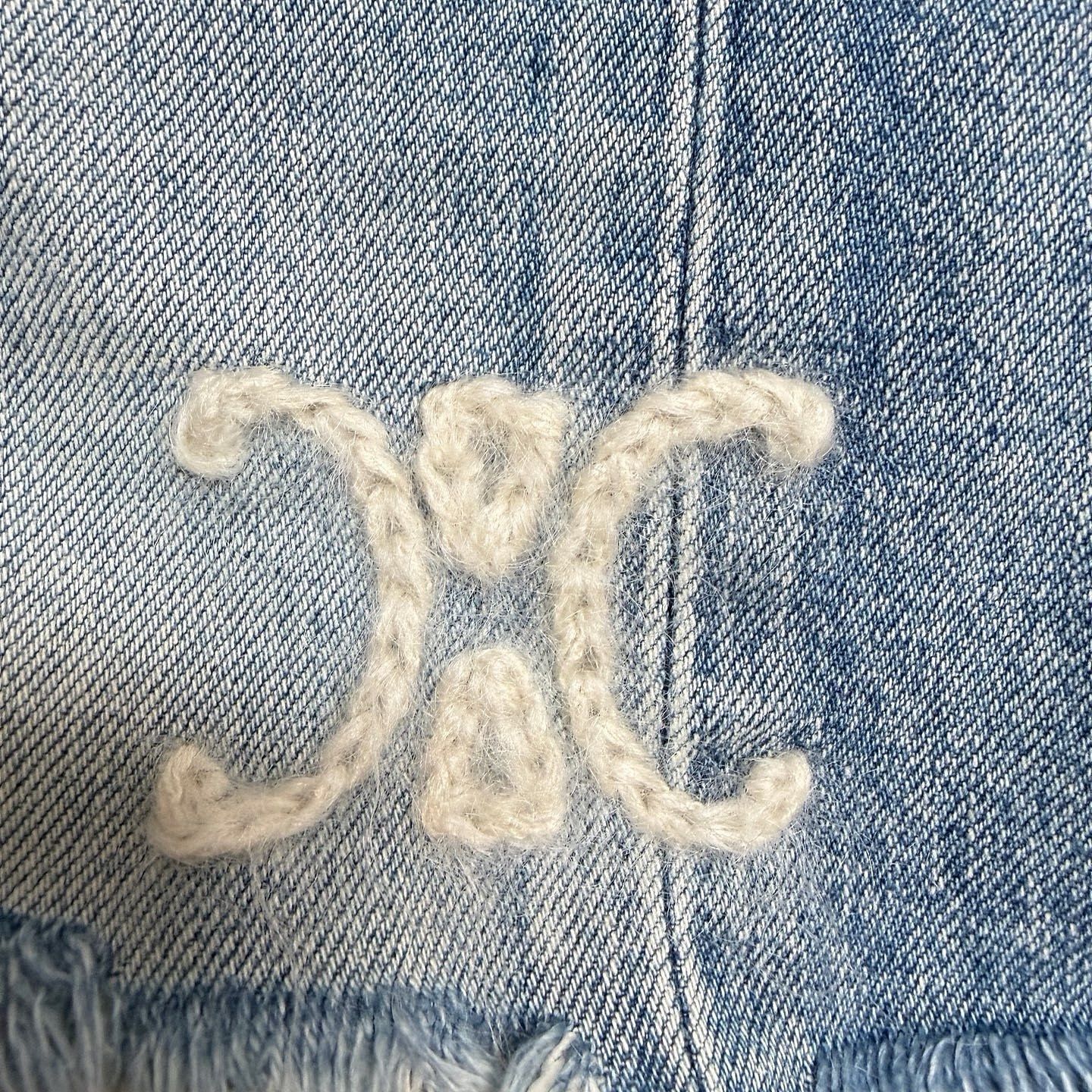 Celine Celine Embroidered Triomphe Denim Shorts Size 26 Size 26" / US 2 / IT 38 - 7 Thumbnail