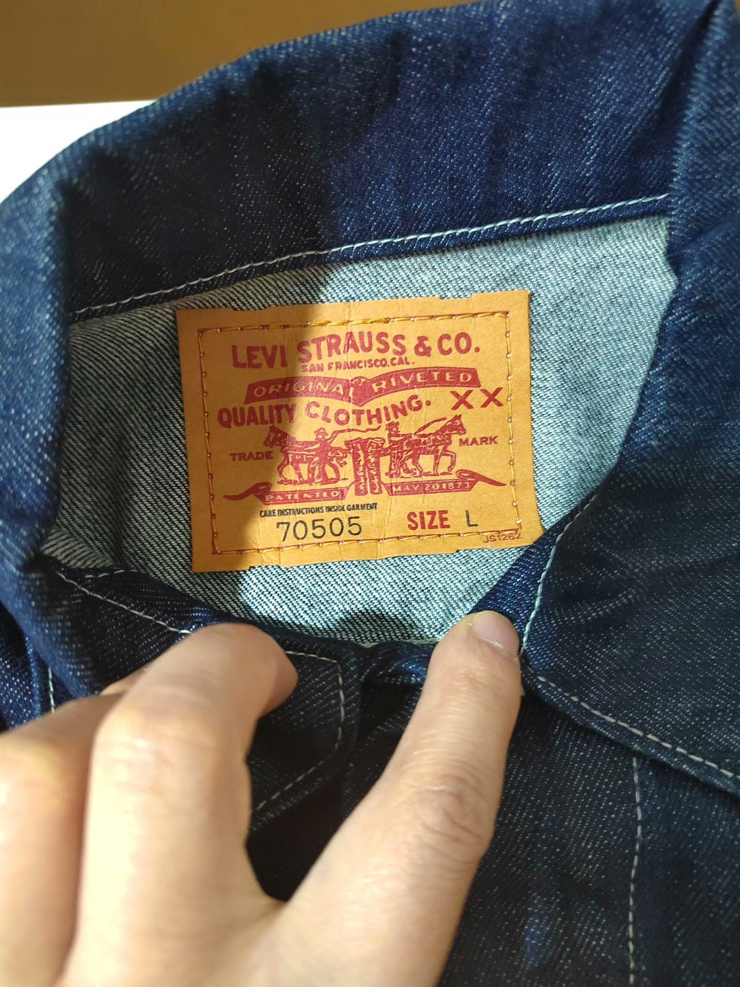 Levi's Levi's 70505-0048 Japanese Denim Jacket Size US L / EU 52-54 / 3 - 3 Thumbnail