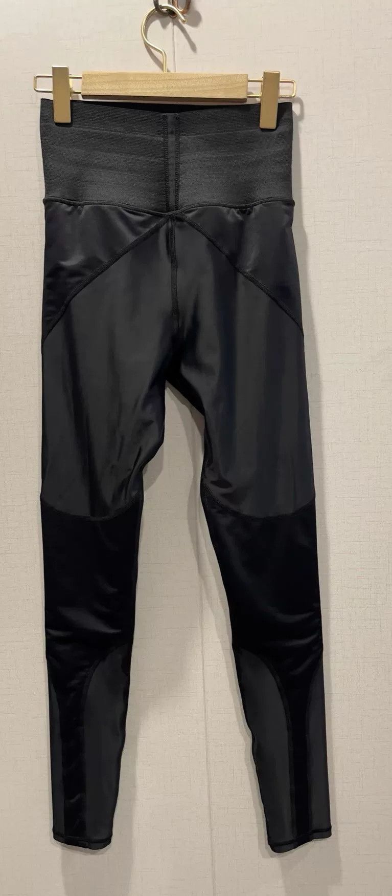 Gymshark Women's High-Waist Fitness Leggings Size 38" / US 16 / IT 52 - 5 Thumbnail
