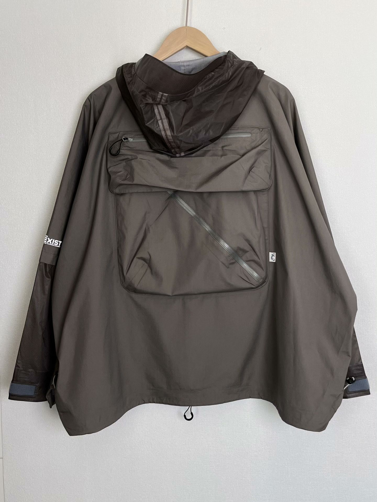 CMF Outdoor Garment Comfy Outdoor CMF J05C Multi-Pocket Hardshell Jacket Size US L / EU 52-54 / 3 - 2 Thumbnail
