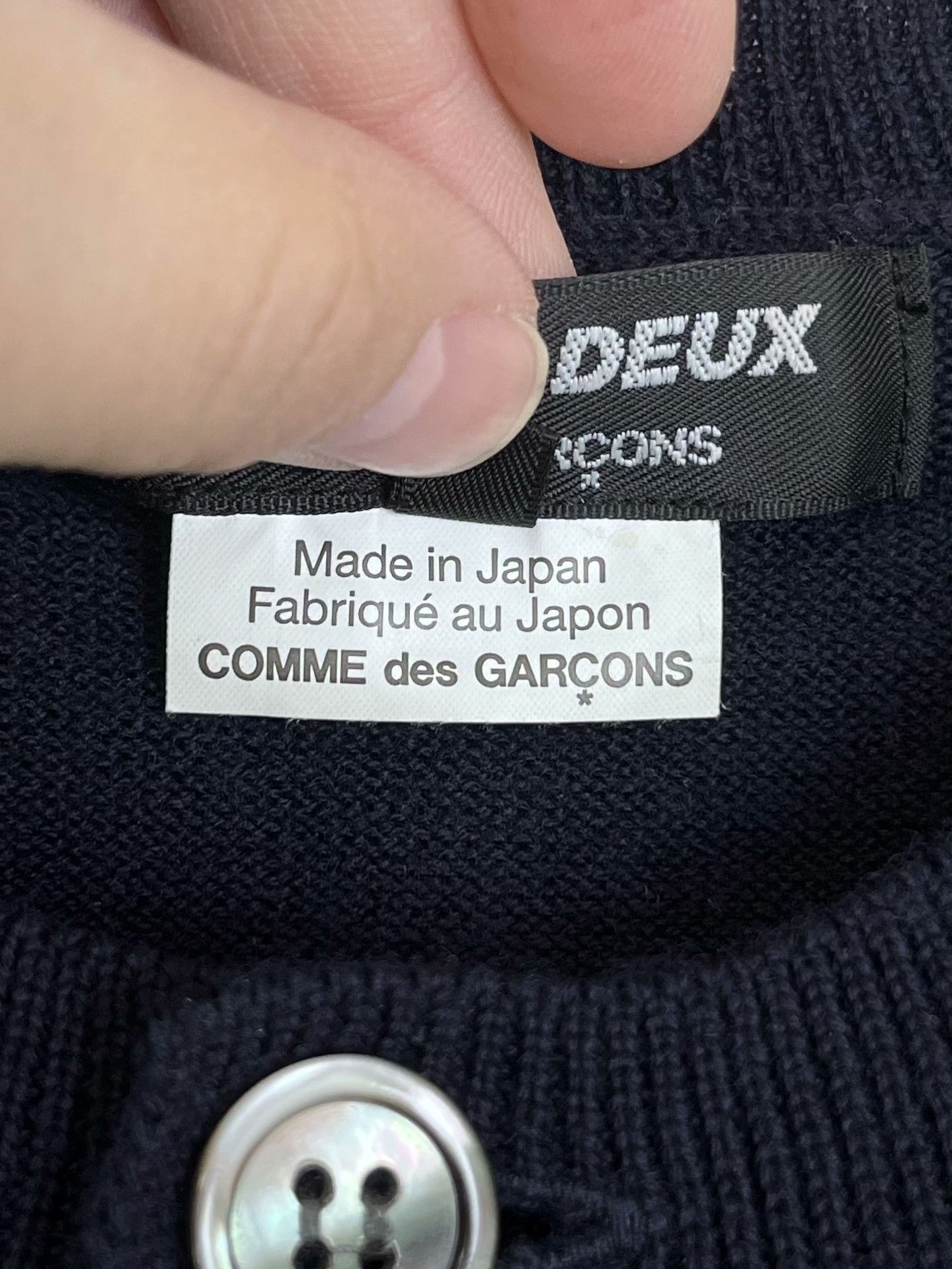 Comme des Garcons COMME des GARCONS Main Line Wool Cardigan Size US M / EU 48-50 / 2 - 4 Thumbnail