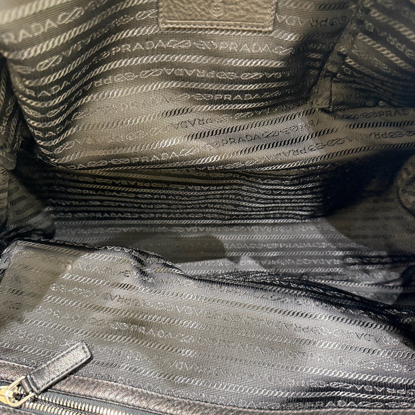 Prada Black Leather Duffle Bag Size ONE SIZE - 5 Thumbnail