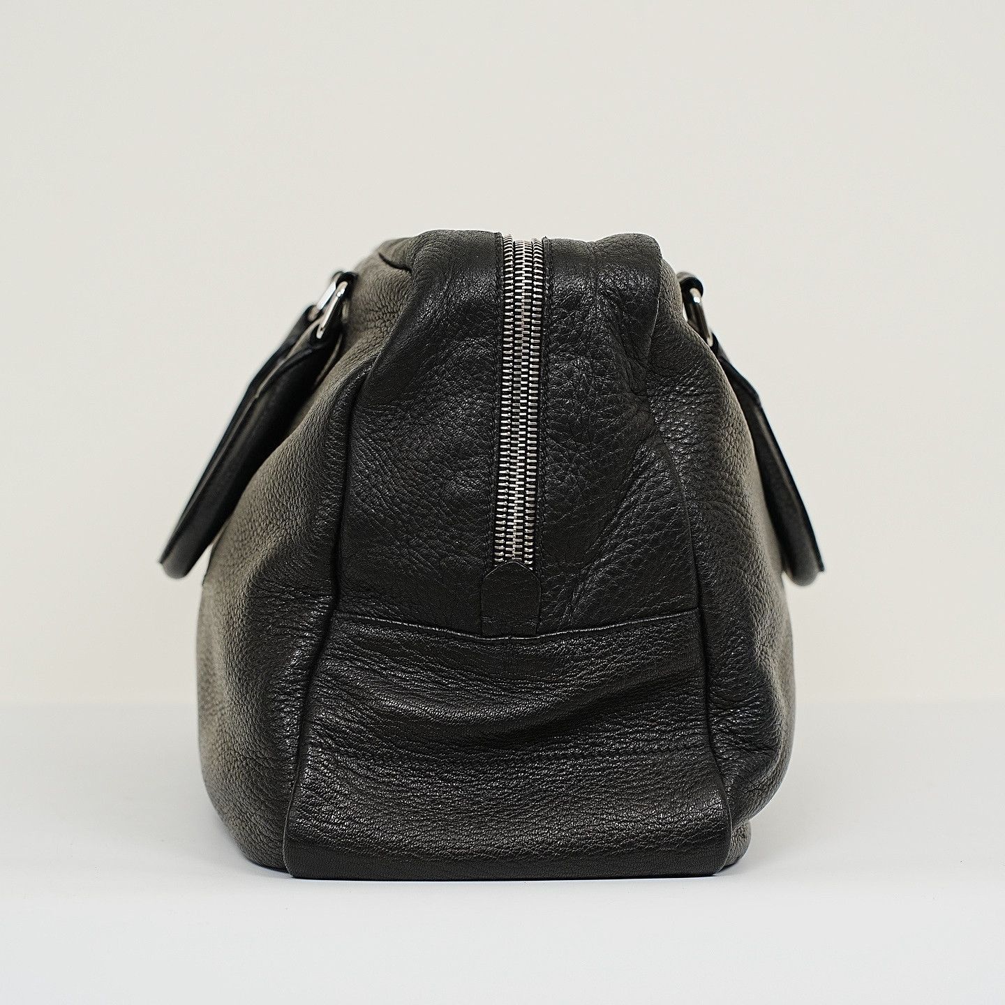 Prada Black Leather Duffle Bag Size ONE SIZE - 9 Thumbnail