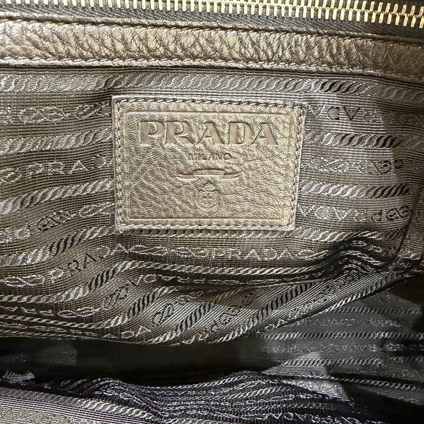 Prada Black Leather Duffle Bag Size ONE SIZE - 14 Thumbnail