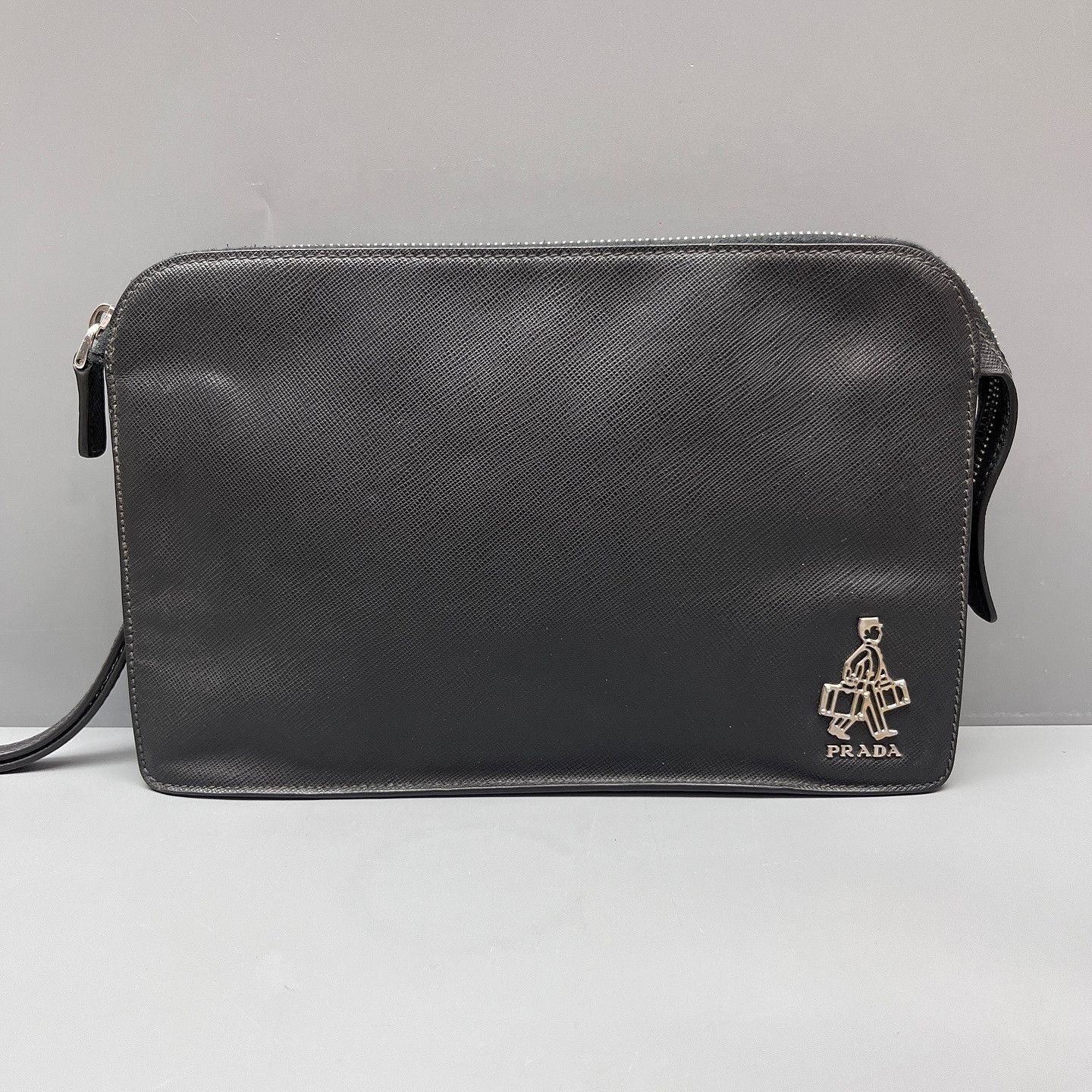 Prada Black Zip-Top Pouch with Emblem Size ONE SIZE - 2 Thumbnail