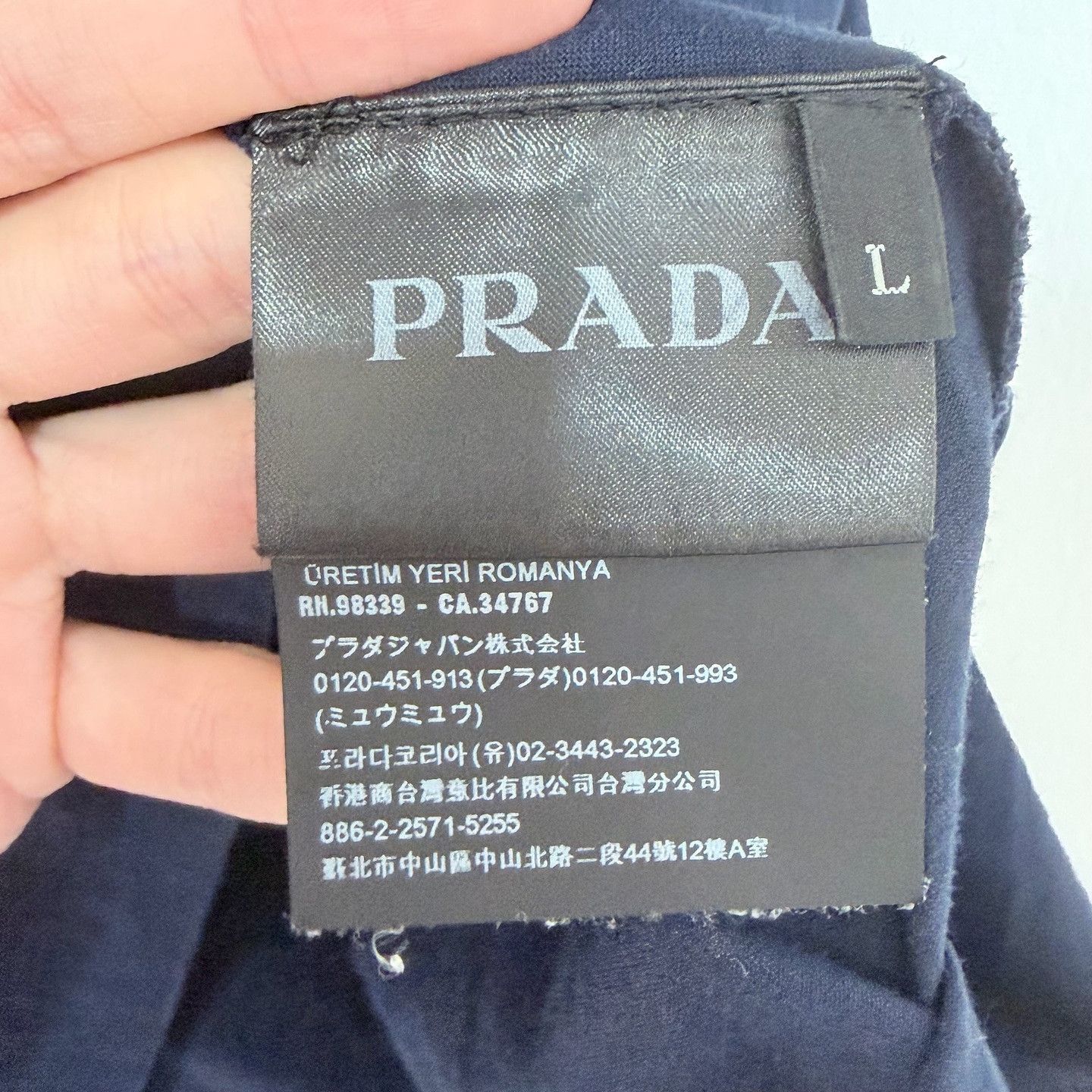 Prada Black Short-Sleeve Crewneck Shirt Size US L / EU 52-54 / 3 - 4 Thumbnail