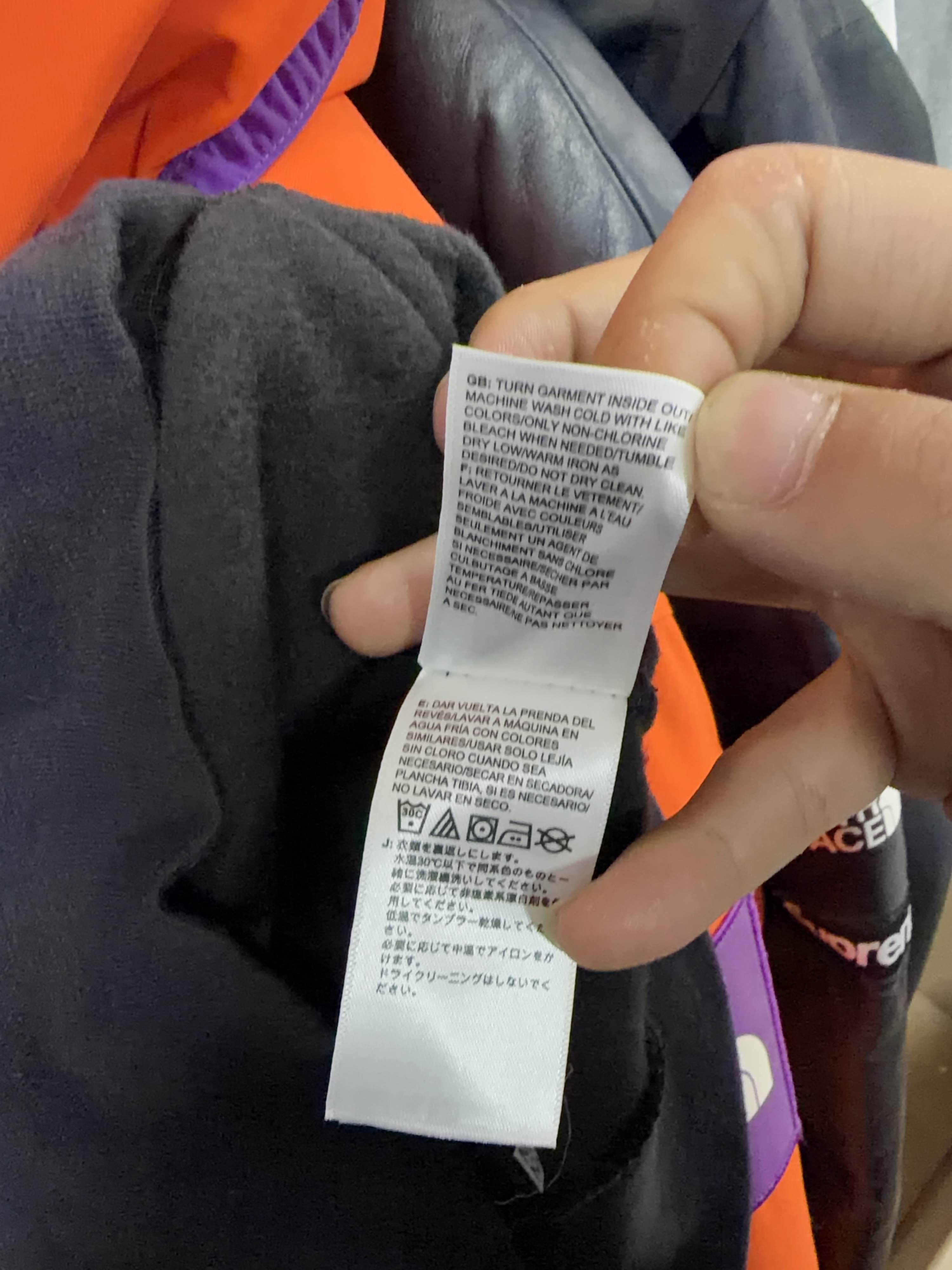 Supreme Supreme x The North Face Metallic Logo Hoodie Size M Size US M / EU 48-50 / 2 - 4 Thumbnail
