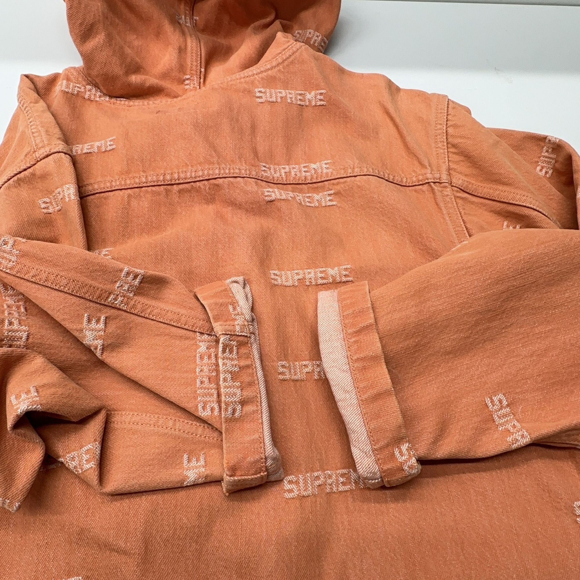 Supreme Supreme Logo Denim Turnout Jacket Size M Size US M / EU 48-50 / 2 - 7 Thumbnail